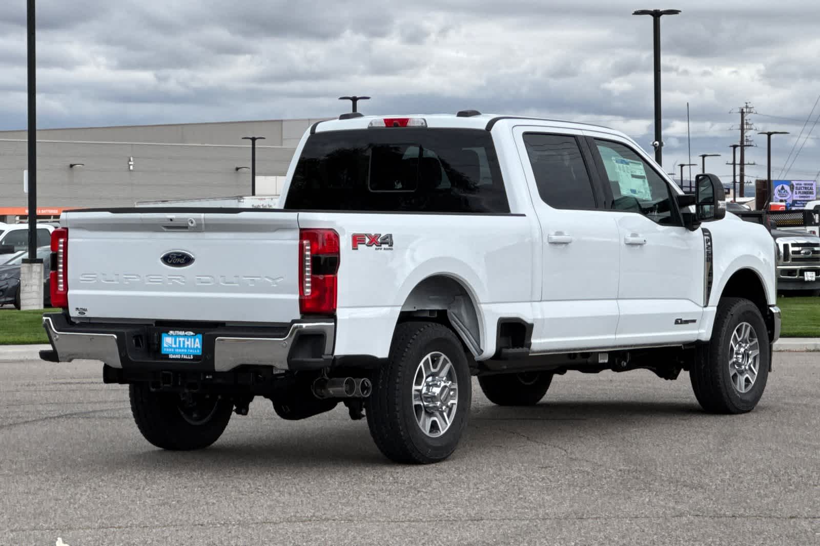2026 Ford F-250 Lariat photo 2