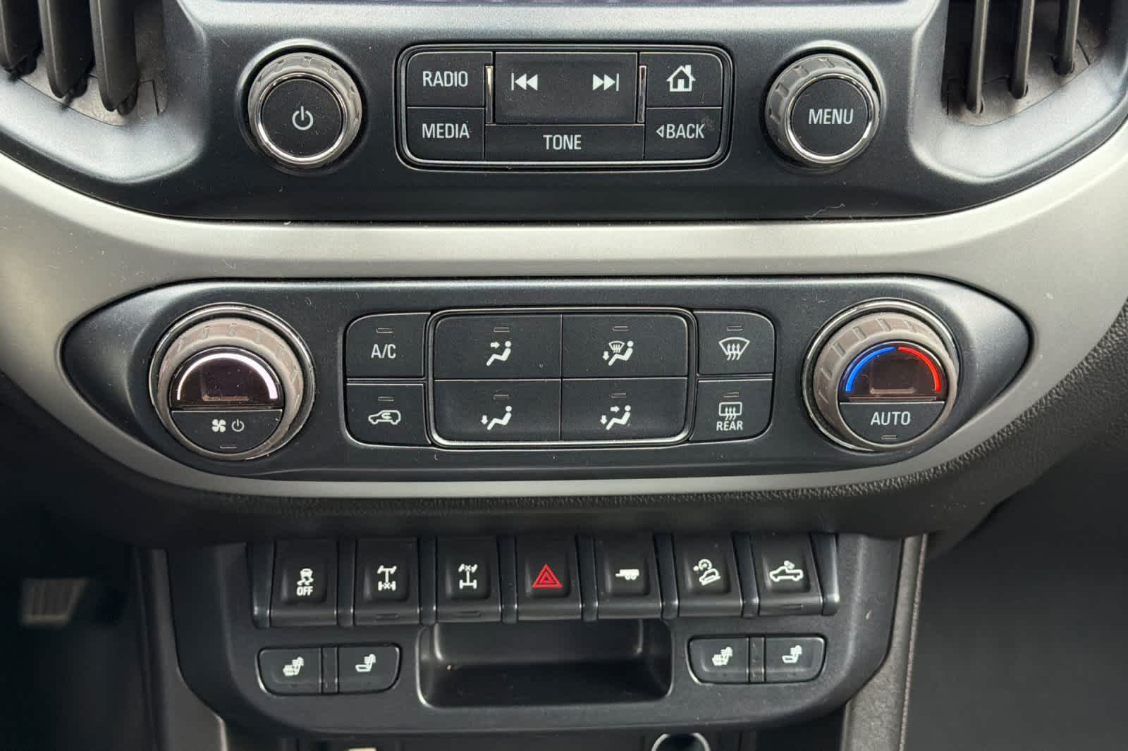 Thumbnail: 2018 Chevrolet Colorado - 19