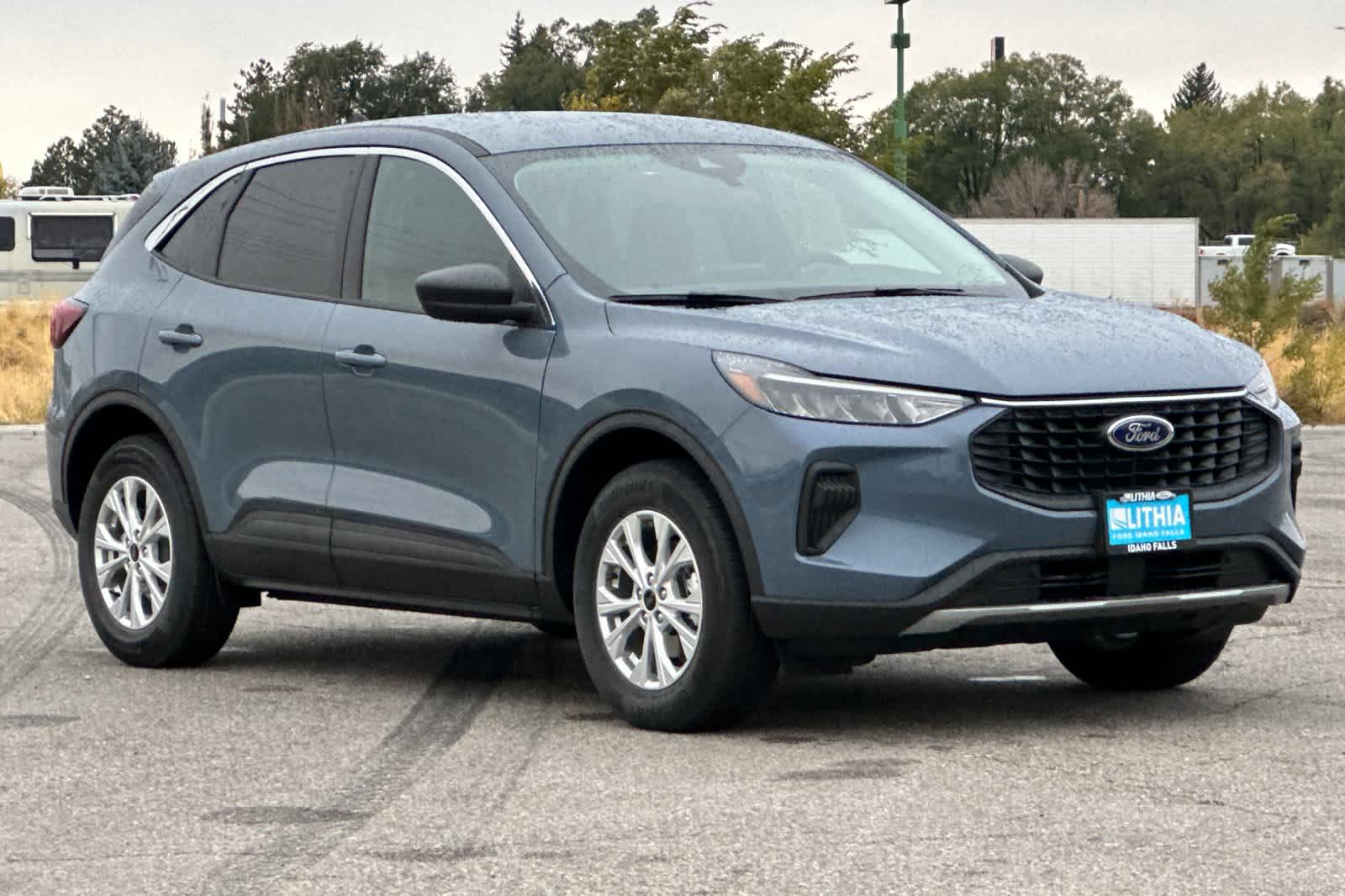 Thumbnail: 2024 Ford Escape - 9
