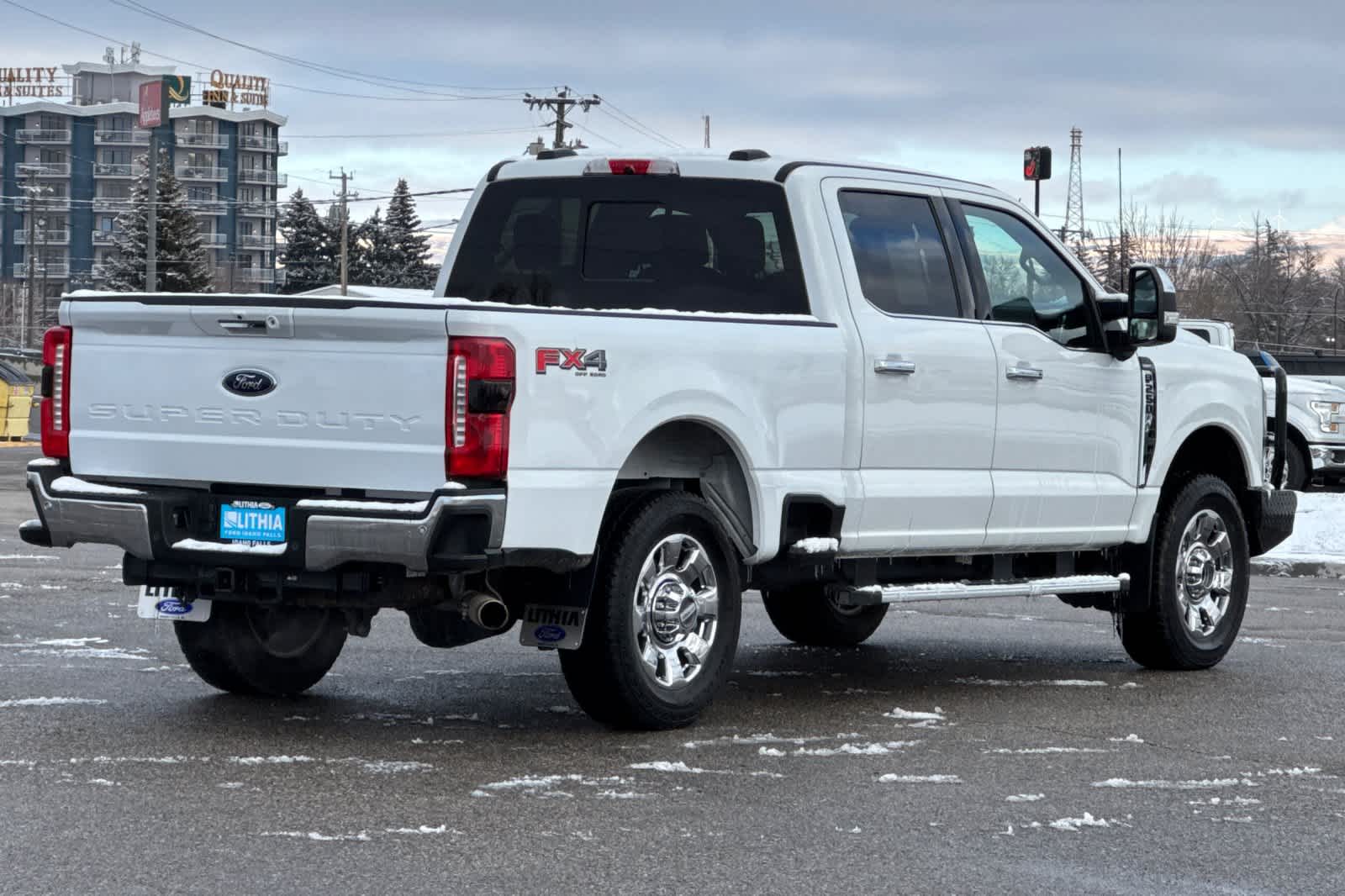 2024 Ford F-250 Lariat photo 2