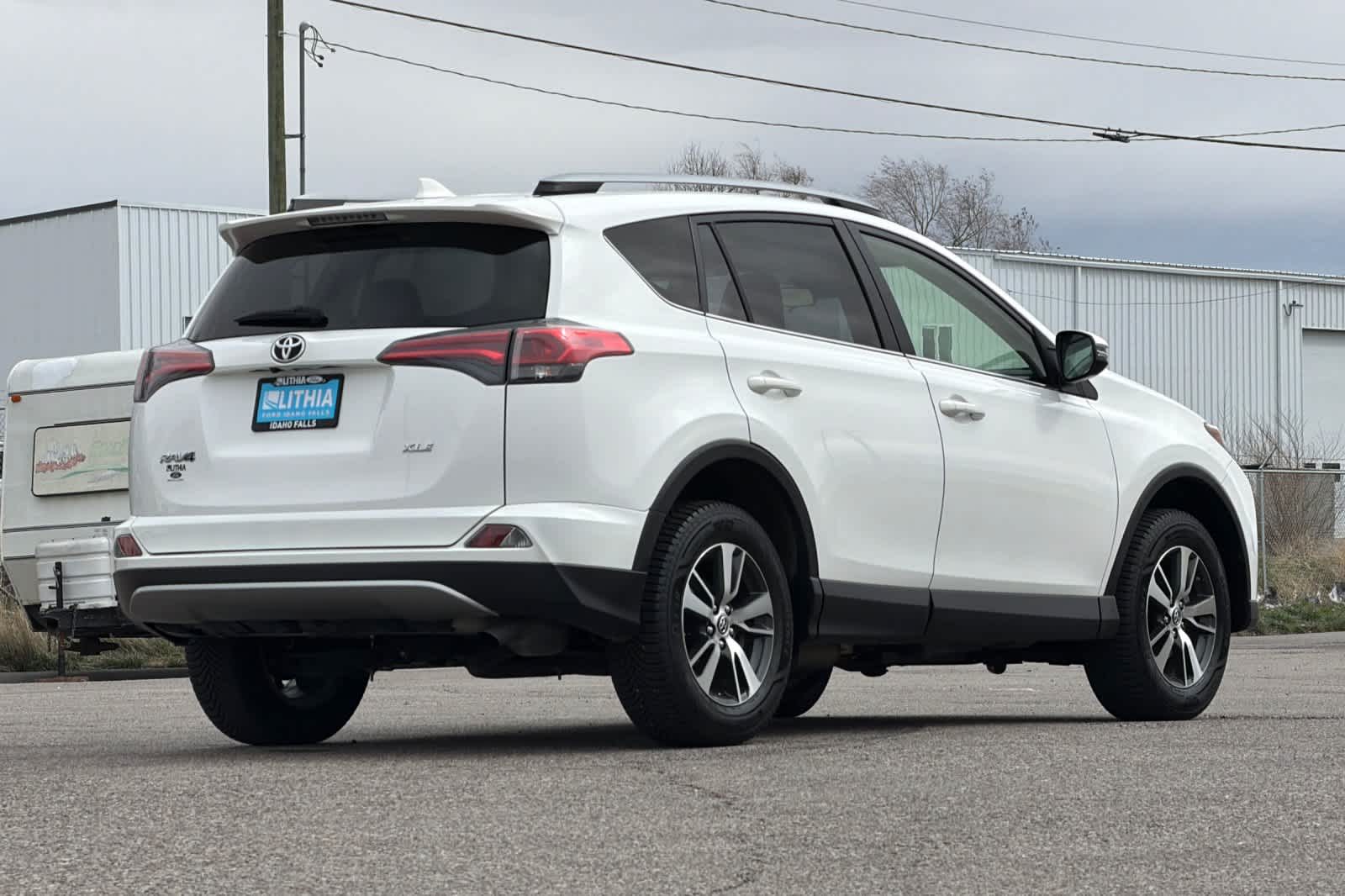 Thumbnail: 2018 Toyota RAV4 - 2