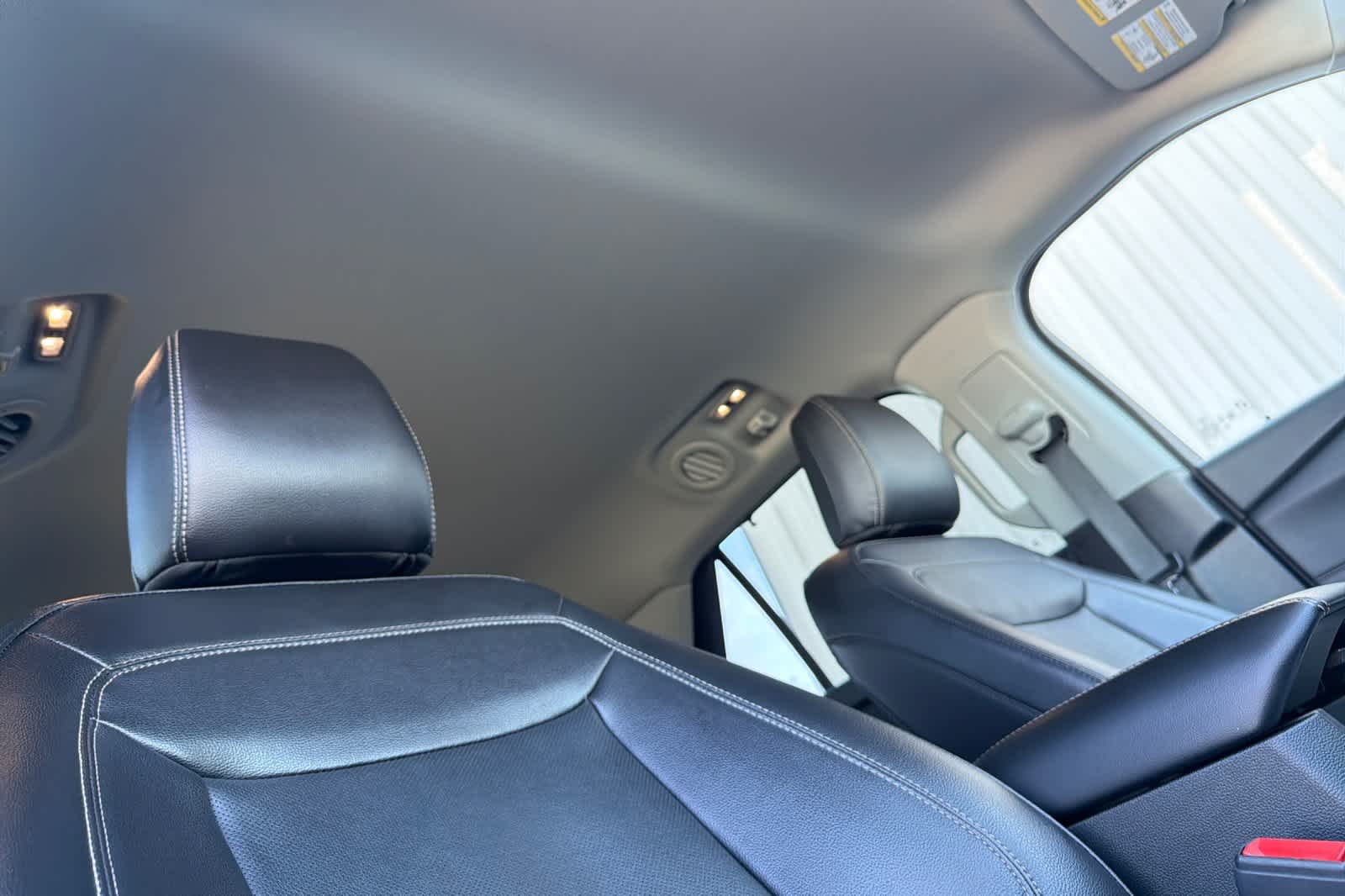 Thumbnail: 2023 Ford Explorer - 18