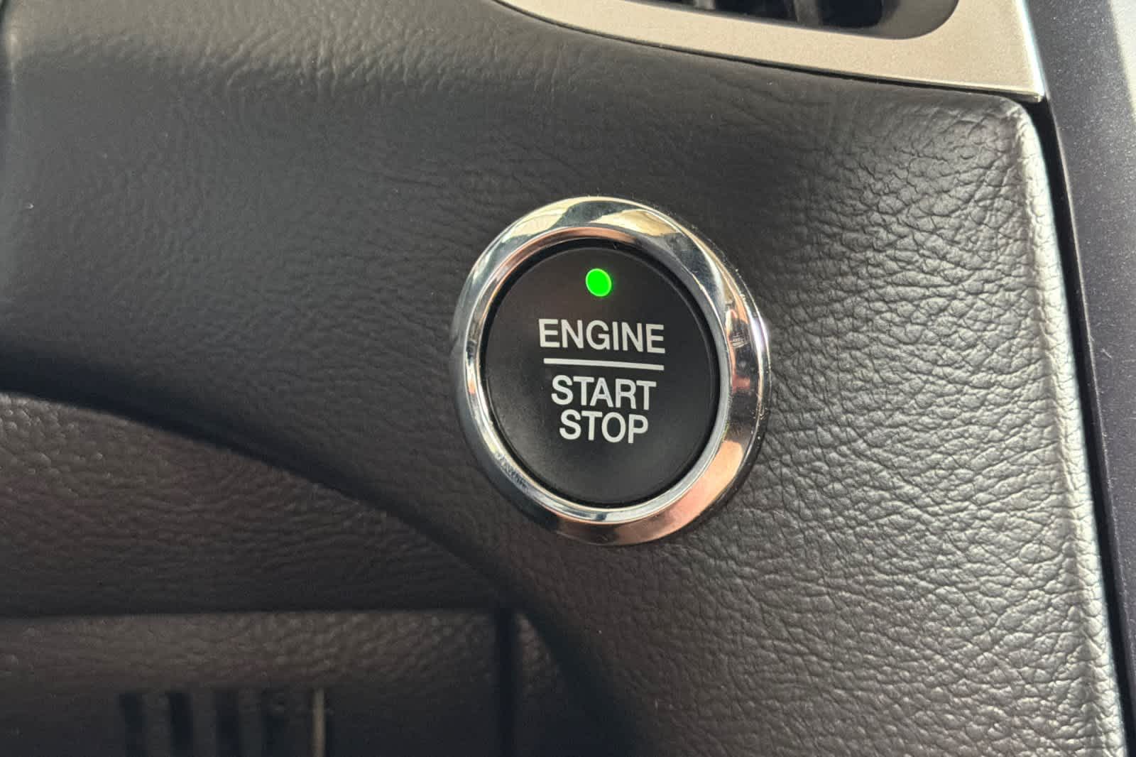 2021 Ford Edge SEL - Photo 22