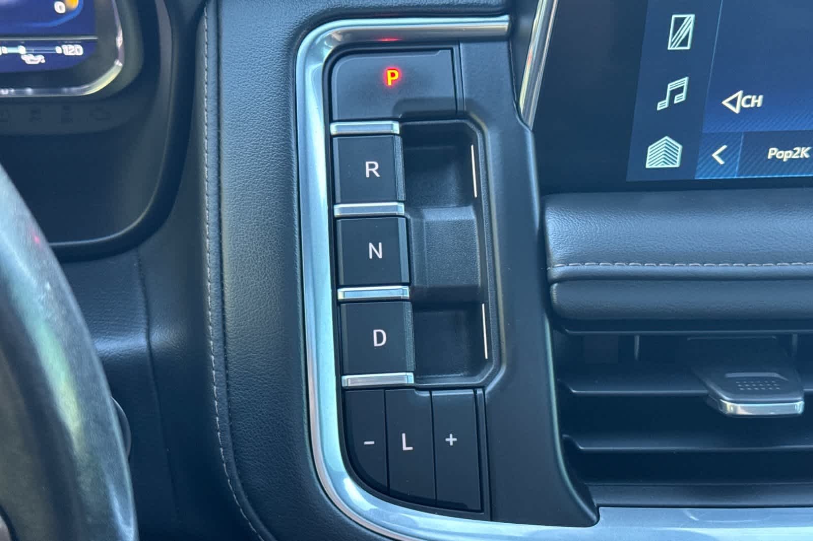 Thumbnail: 2022 Chevrolet Tahoe - 23