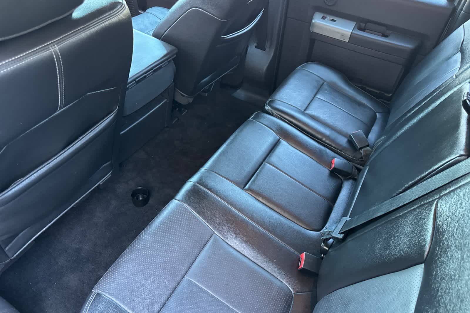 2016 Ford F-250 Lariat photo 3