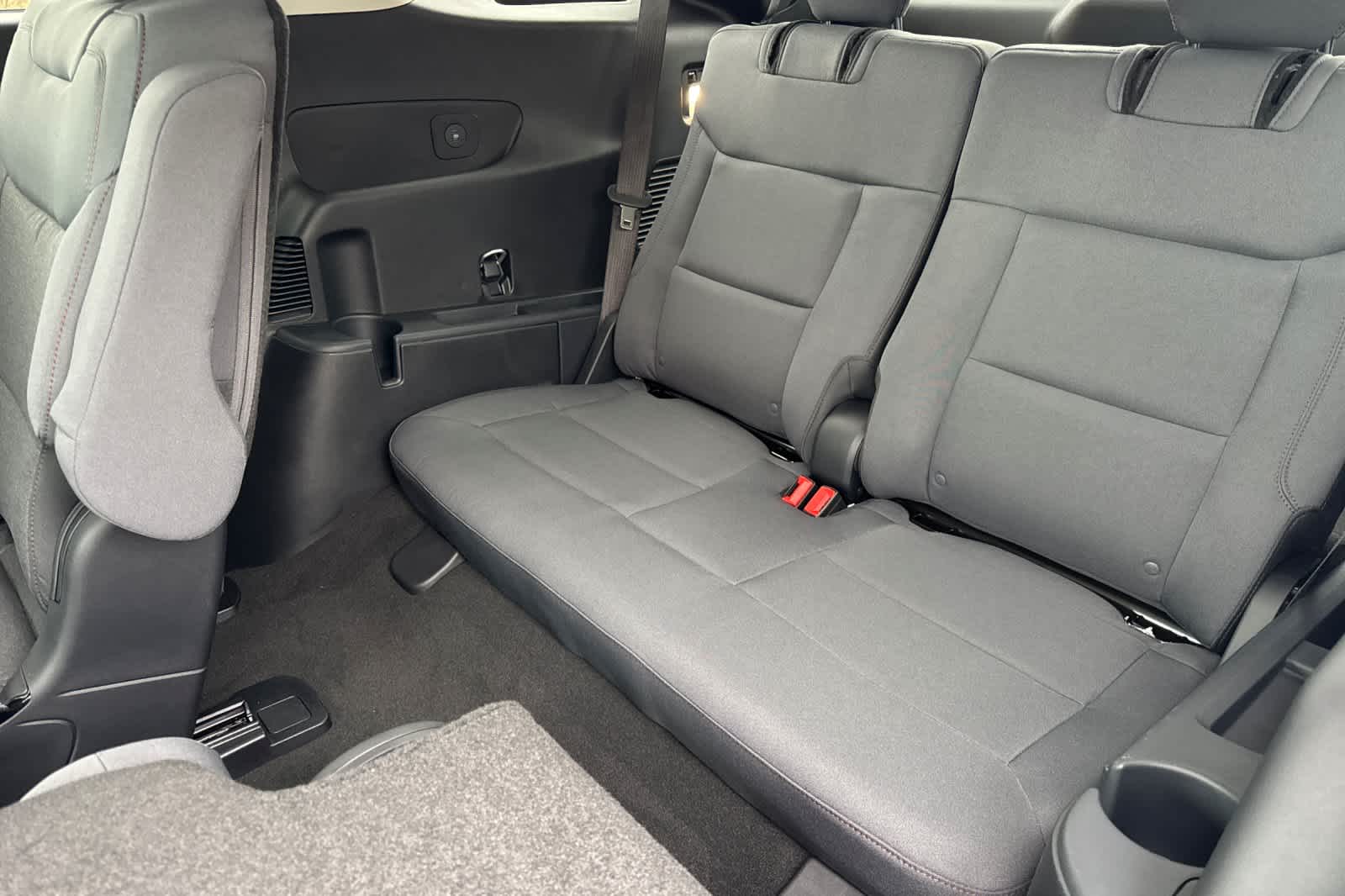 Thumbnail: 2026 Ford Explorer - 15