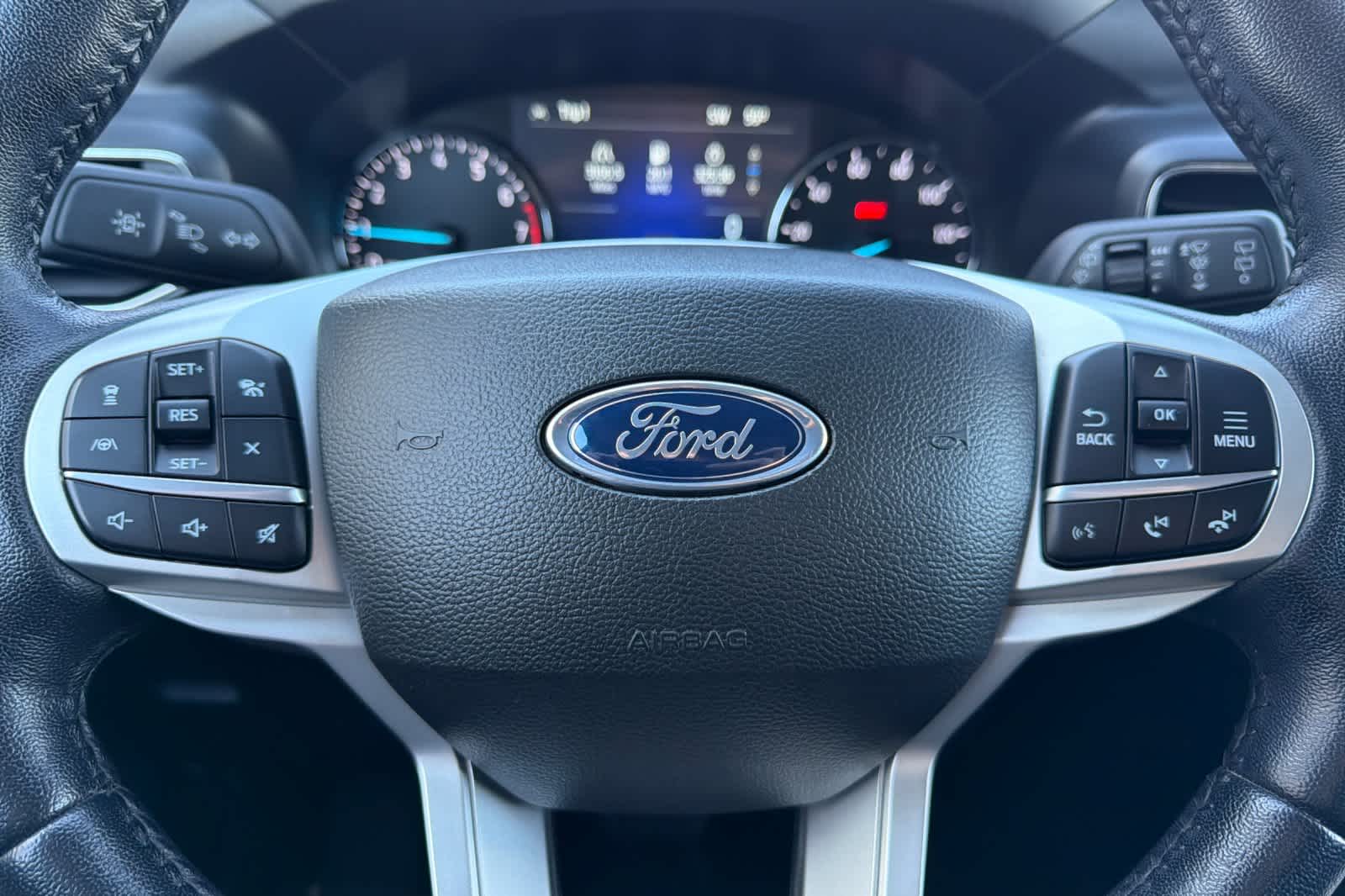 Thumbnail: 2023 Ford Explorer - 25