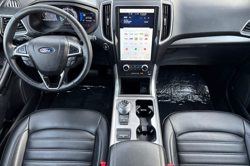 Certified 2024 Ford Edge SUV