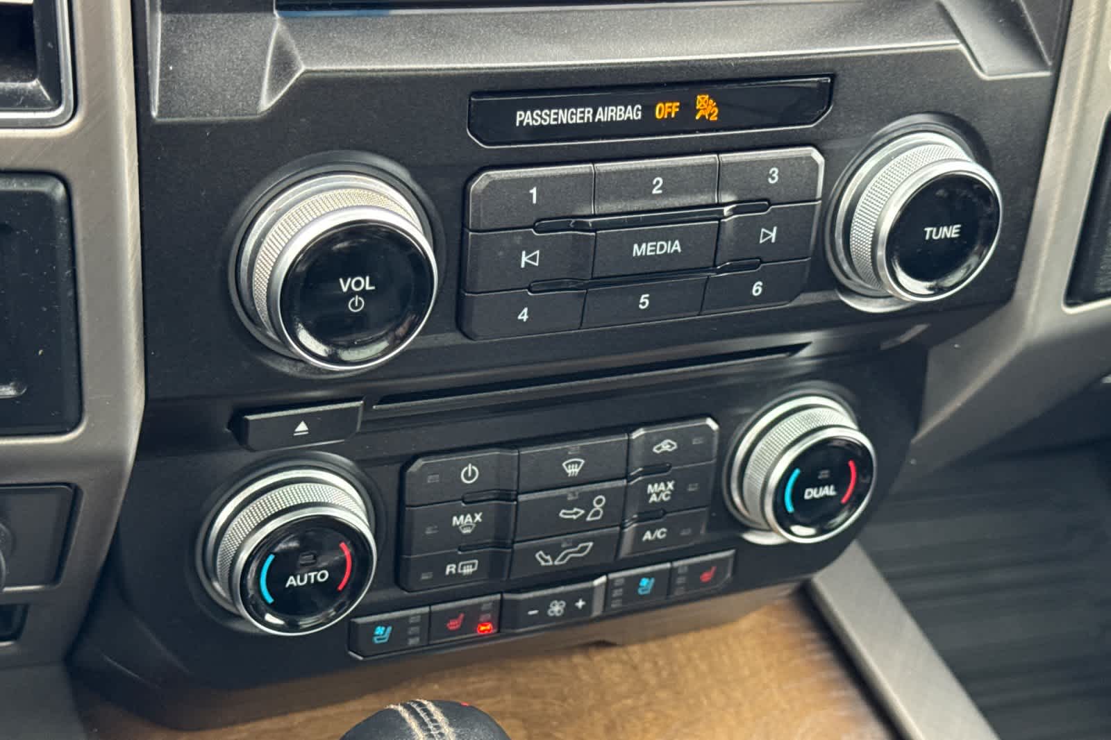 Thumbnail: 2018 Ford F-150 - 20