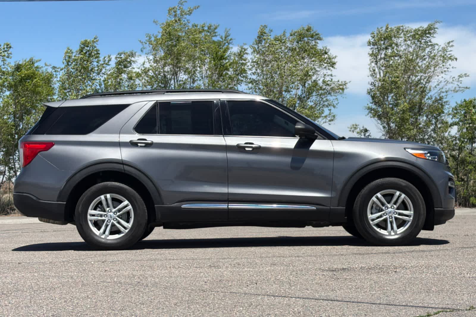 Thumbnail: 2023 Ford Explorer - 7
