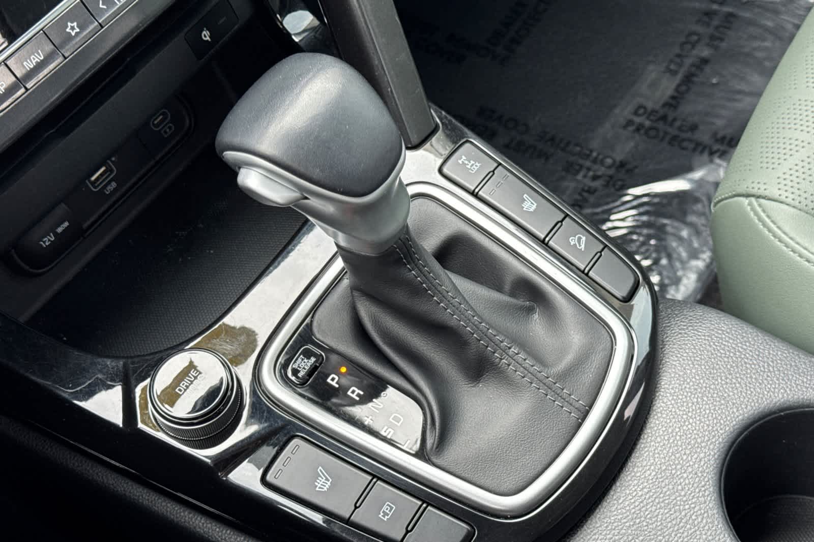 Thumbnail: 2024 Kia Seltos - 22