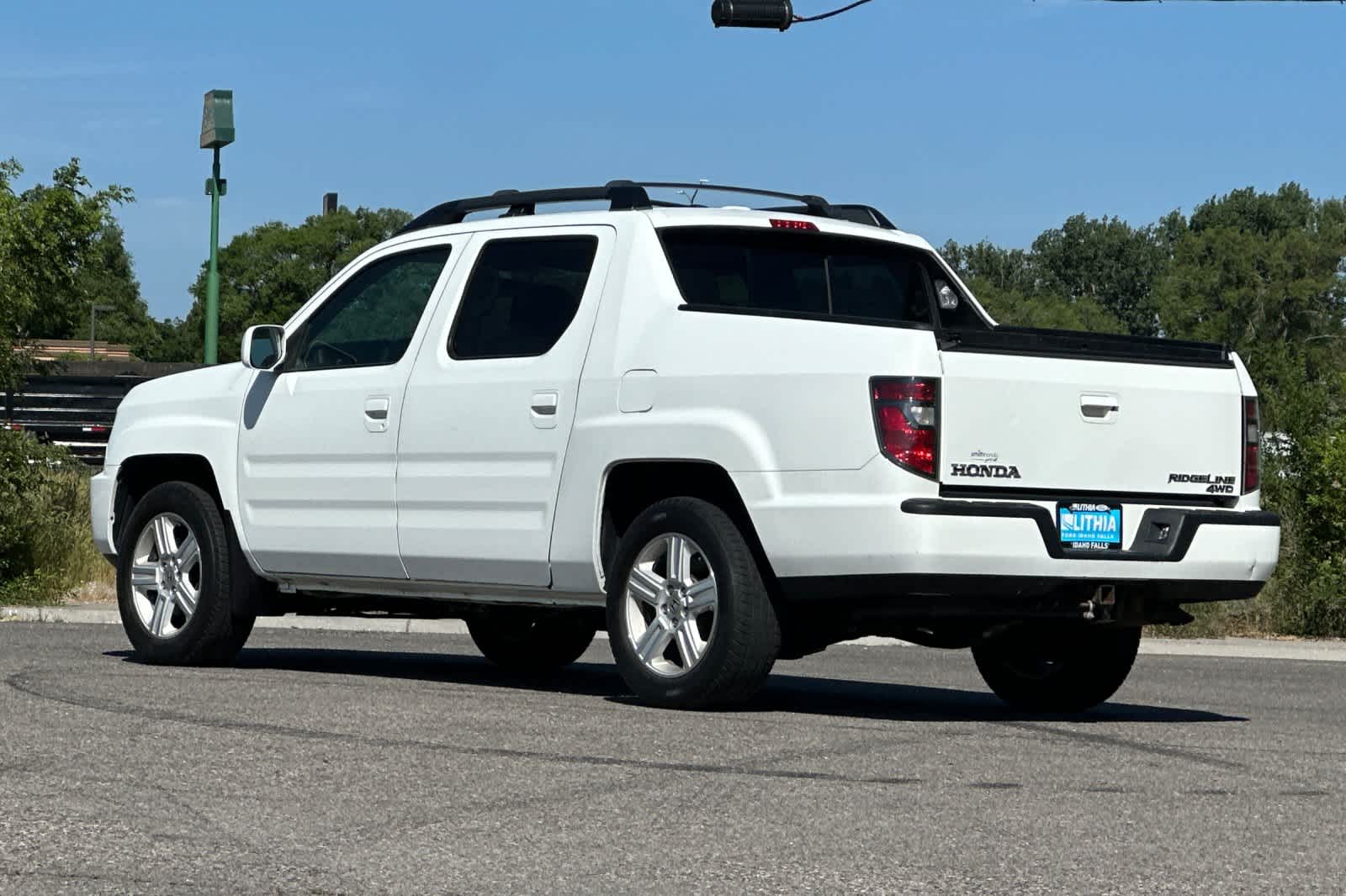 Thumbnail: 2013 Honda Ridgeline - 6