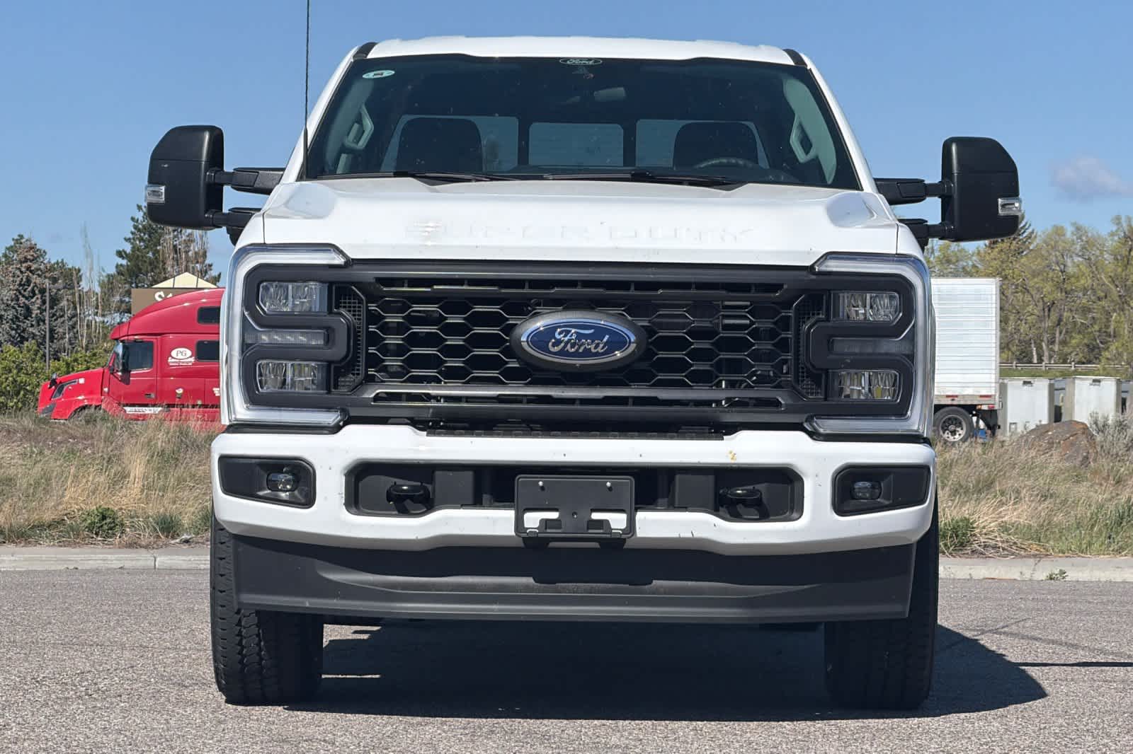 2026 Ford F-350 Super Duty XL - Photo 10