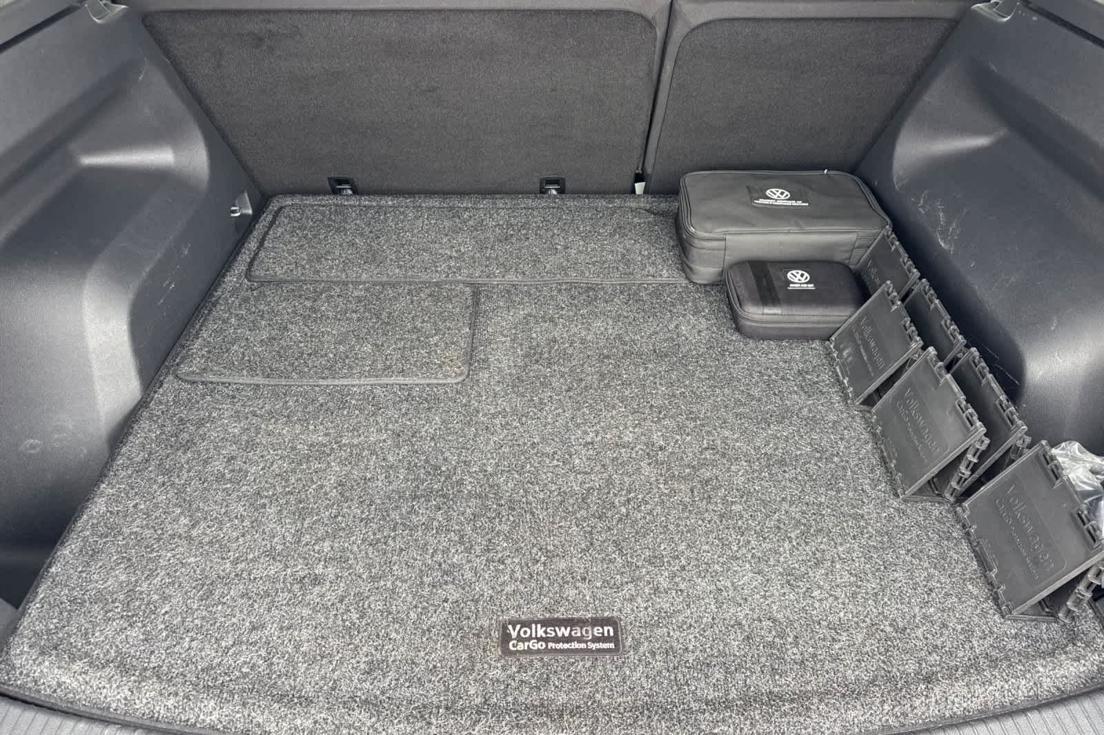 Thumbnail: 2021 Volkswagen Atlas - 15