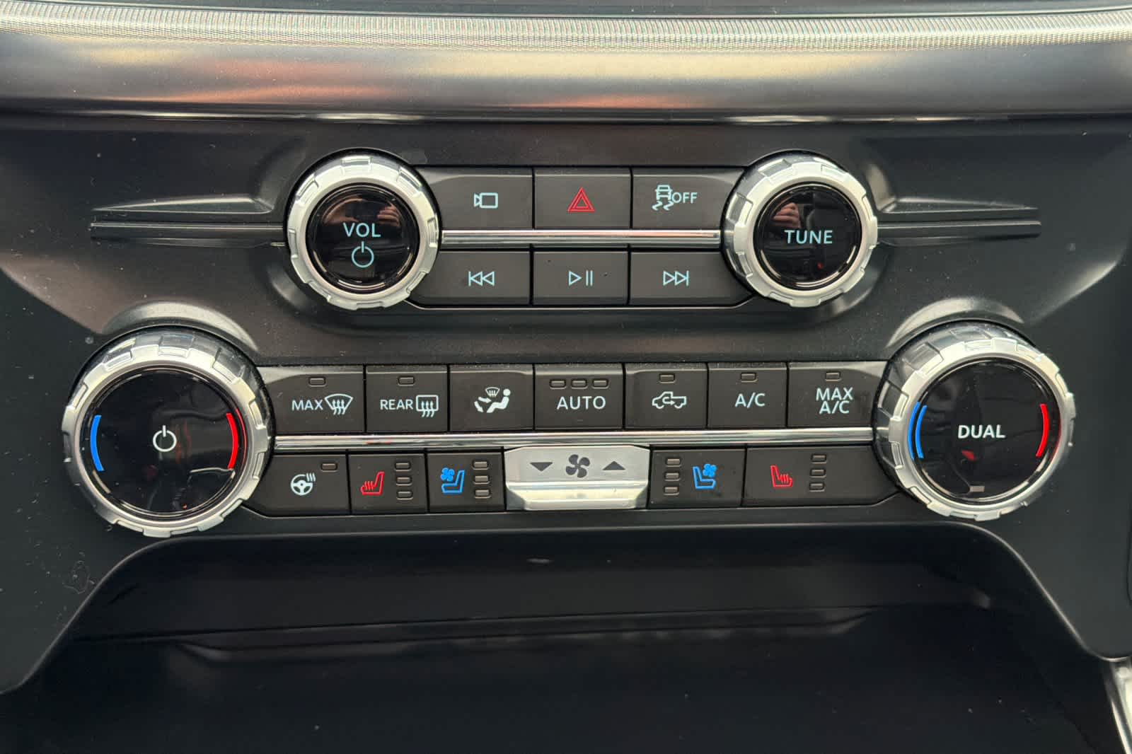 Thumbnail: 2025 Ford F-150 - 21