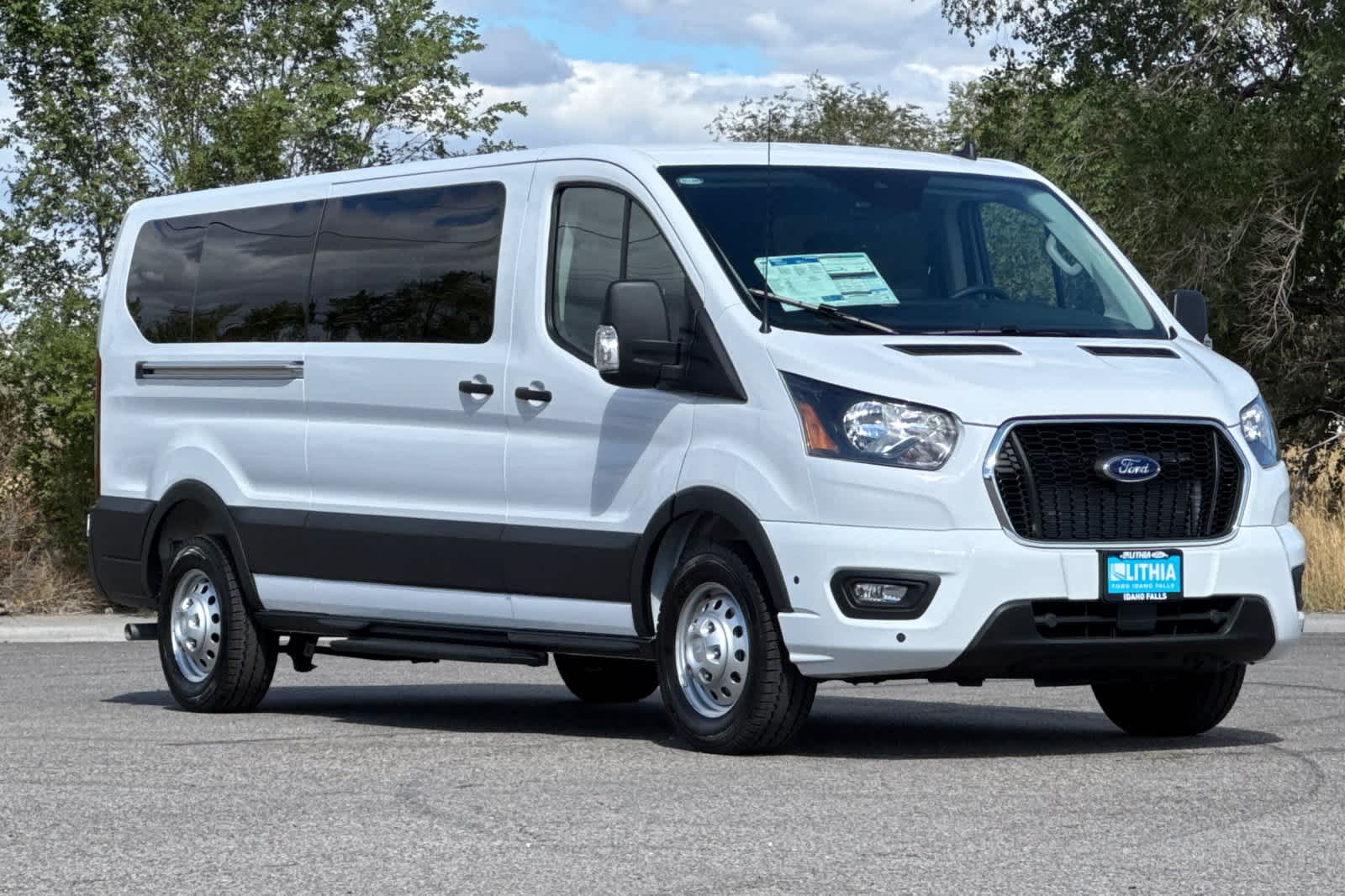 Thumbnail: 2025 Ford Econoline - 9