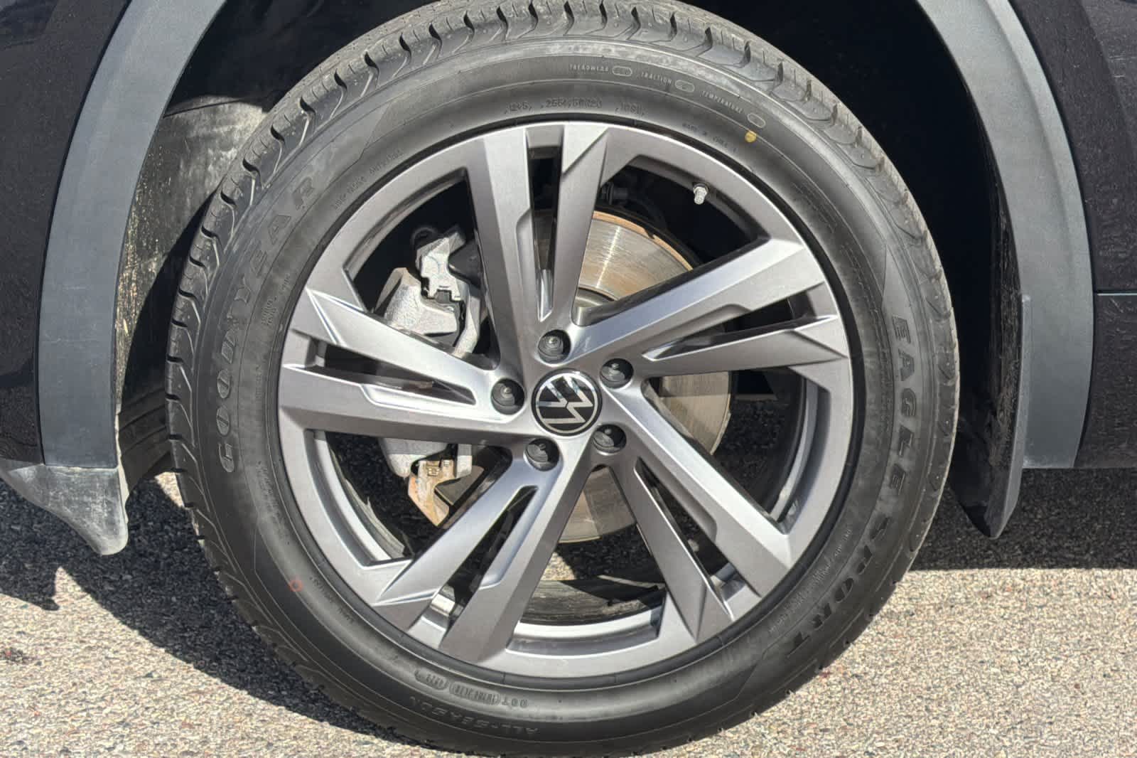 Thumbnail: 2024 Volkswagen Atlas - 25