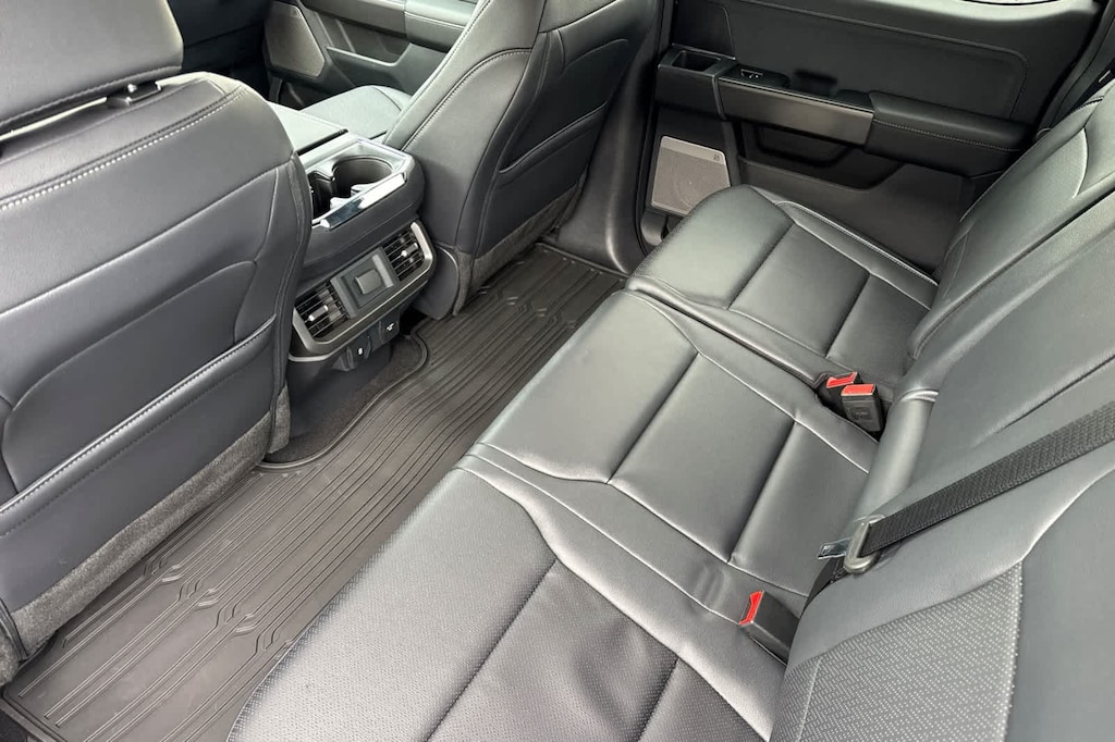 New 2025 Ford F-150 Lariat Truck SuperCrew Cab