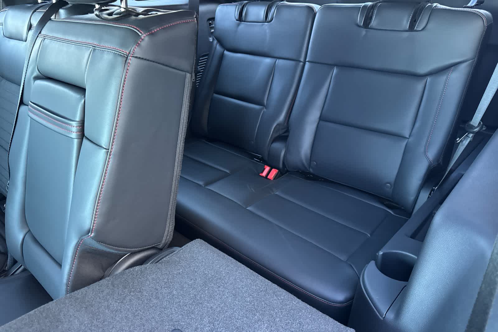 Thumbnail: 2026 Ford Explorer - 15