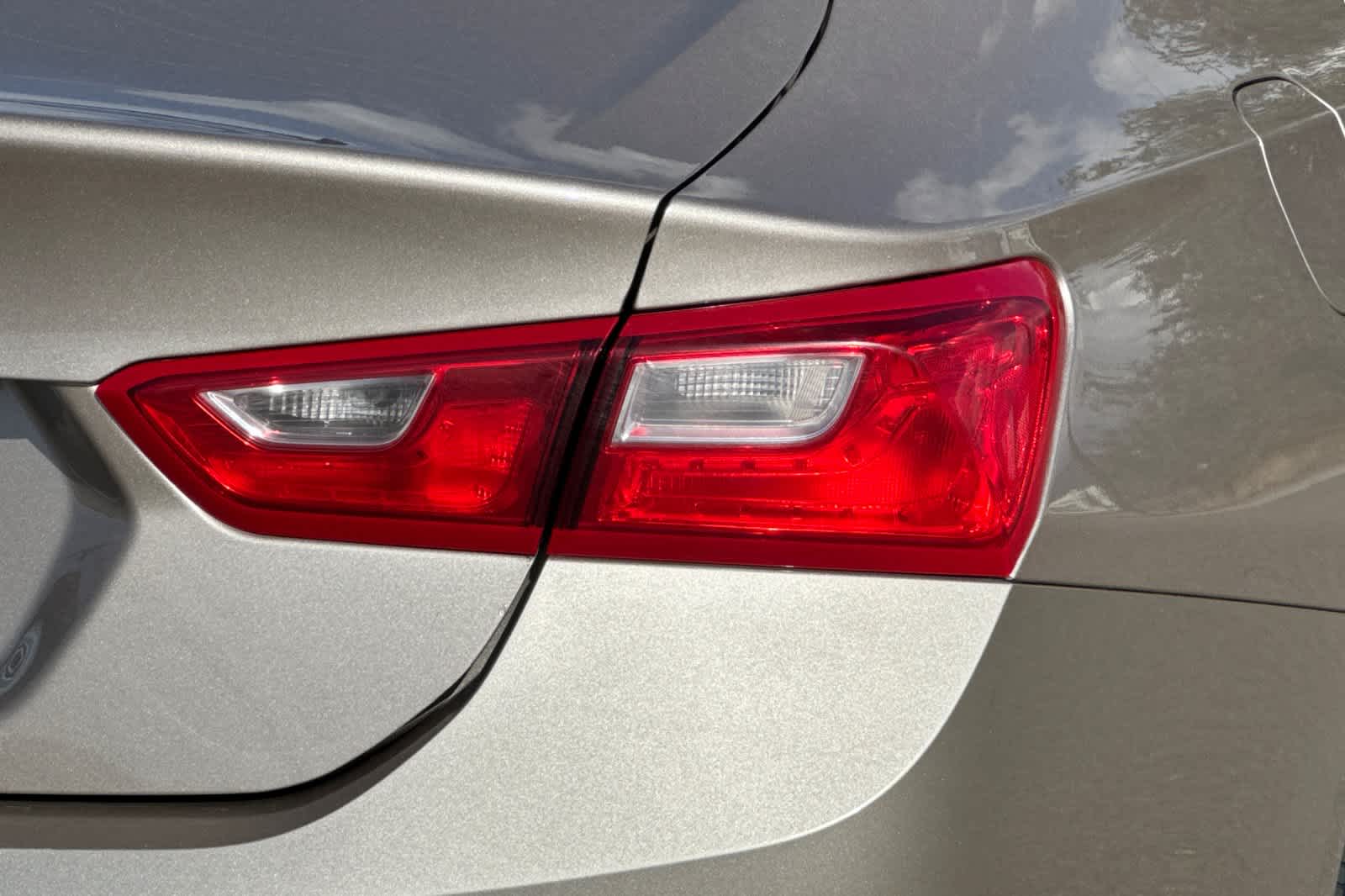 Thumbnail: 2024 Chevrolet Malibu - 26