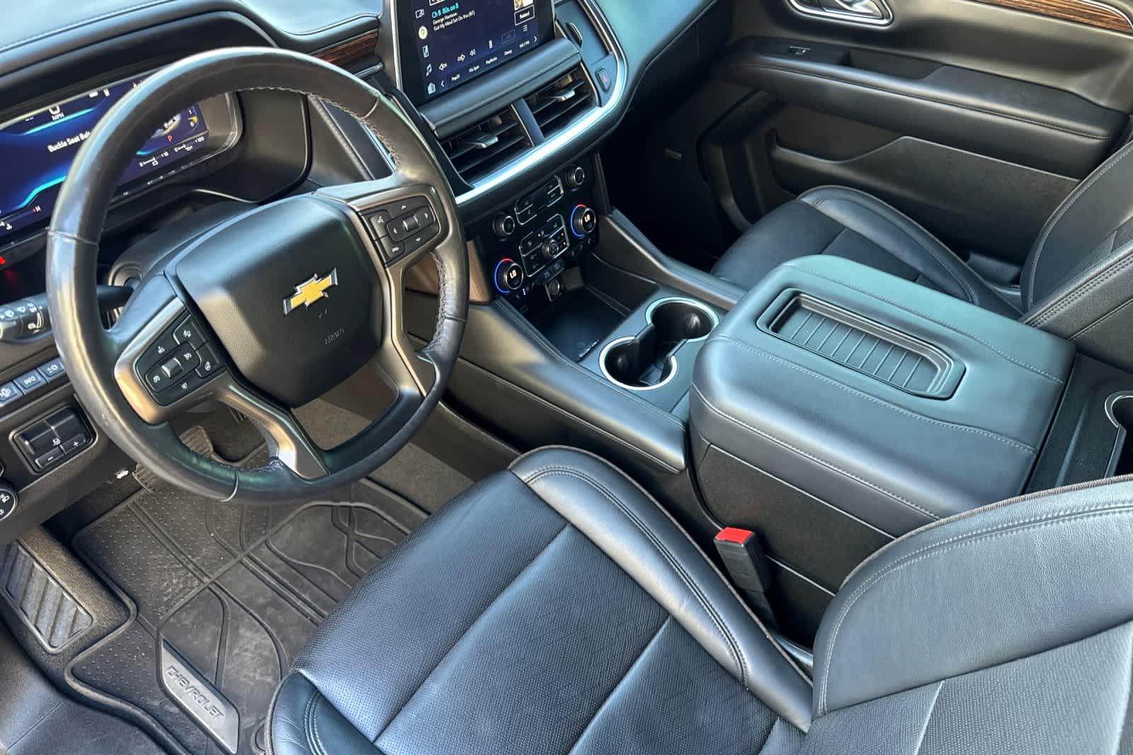 Thumbnail: 2022 Chevrolet Tahoe - 11