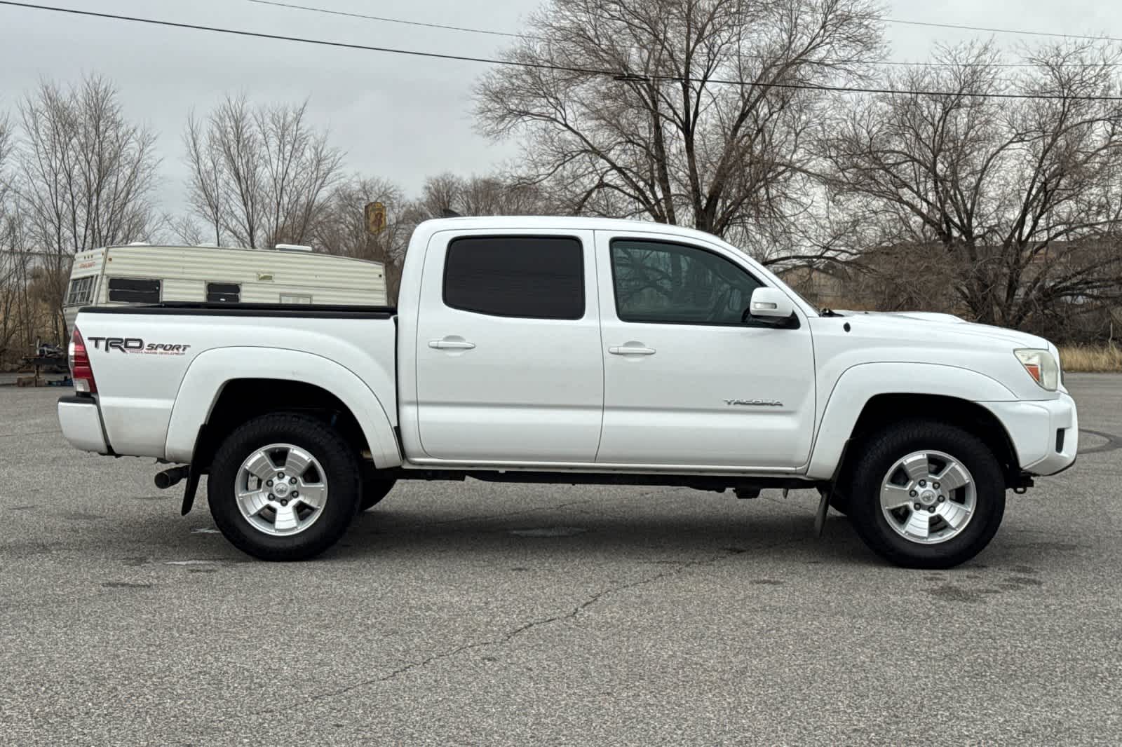 Thumbnail: 2015 Toyota Tacoma - 8