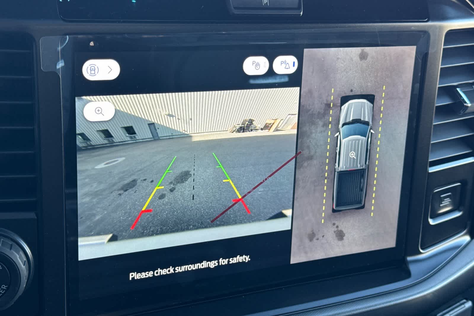 Thumbnail: 2025 Ford F-150 - 19