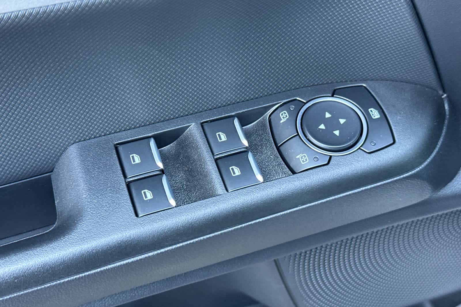 Thumbnail: 2025 Ford Bronco Sport - 13