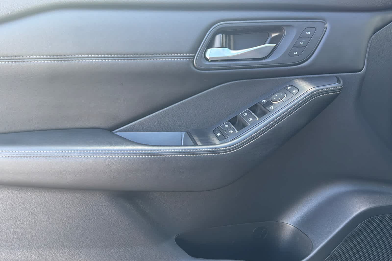 Thumbnail: 2024 Nissan Rogue - 12