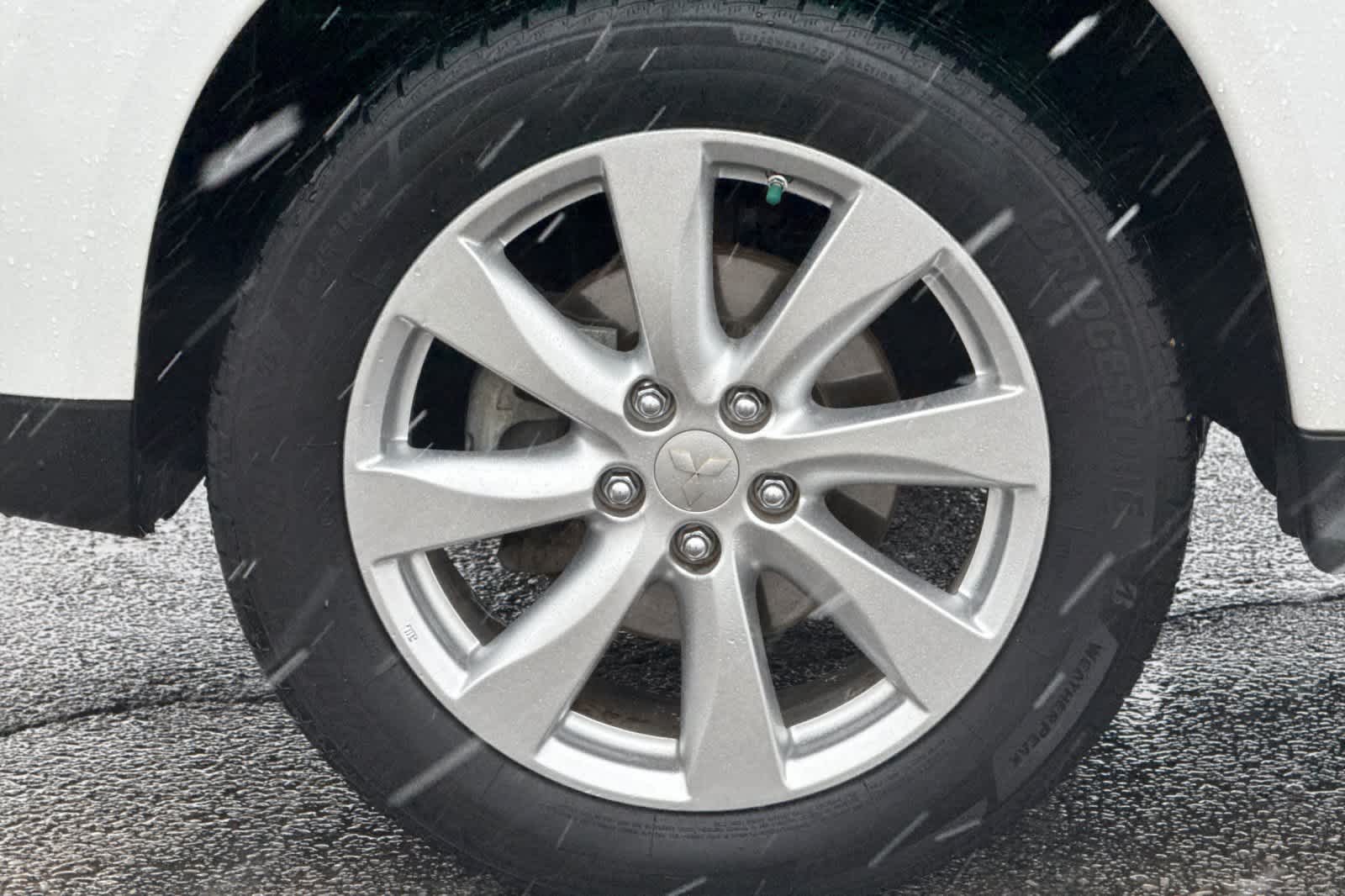 Thumbnail: 2015 Mitsubishi Outlander Sport - 24