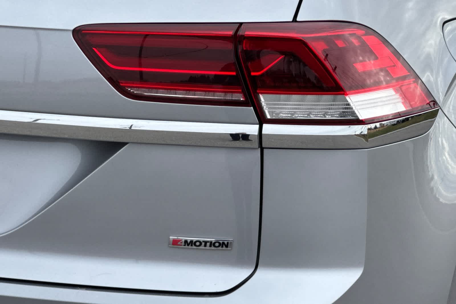 Thumbnail: 2021 Volkswagen Atlas - 26