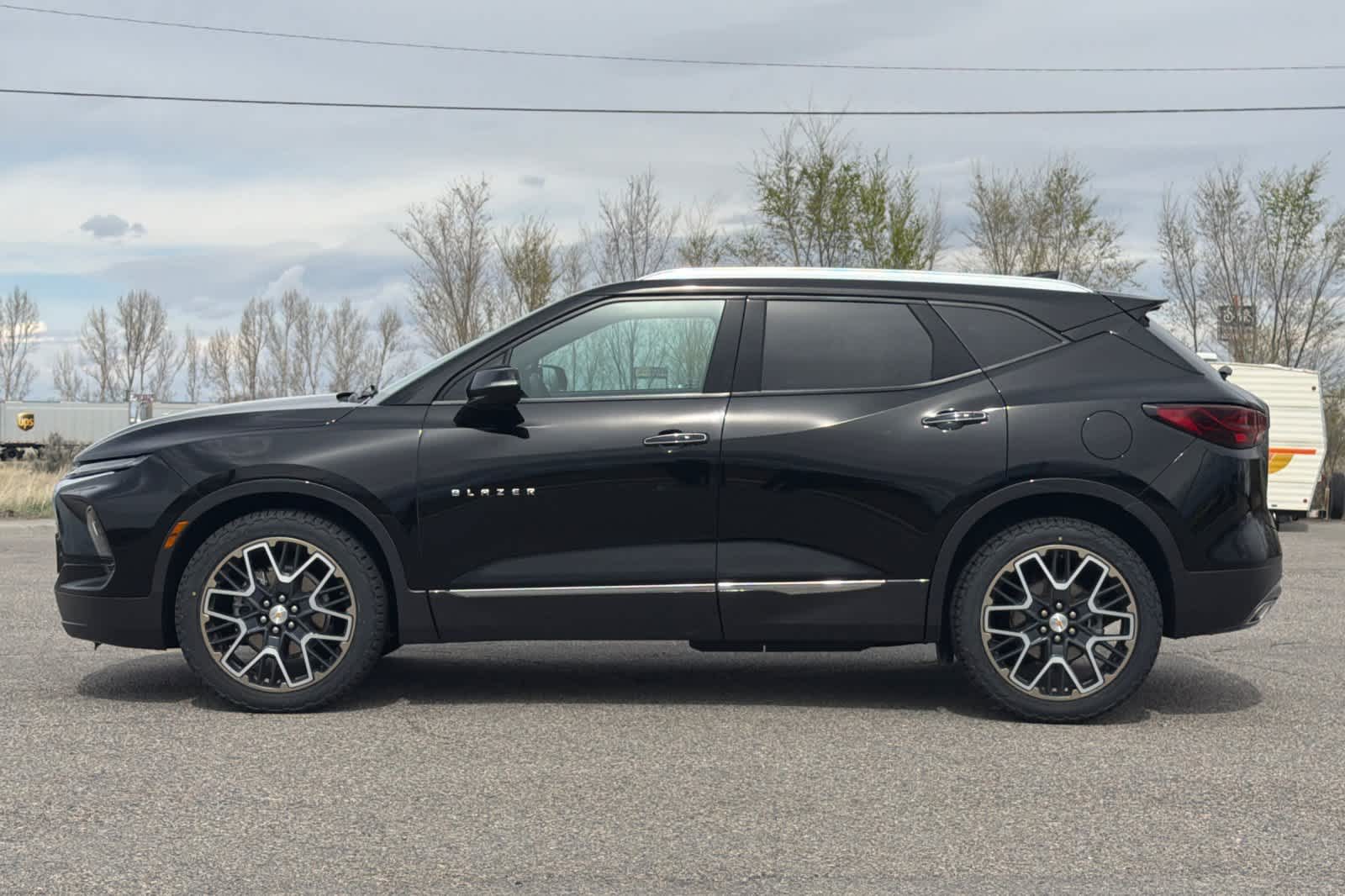 Thumbnail: 2023 Chevrolet Blazer - 5