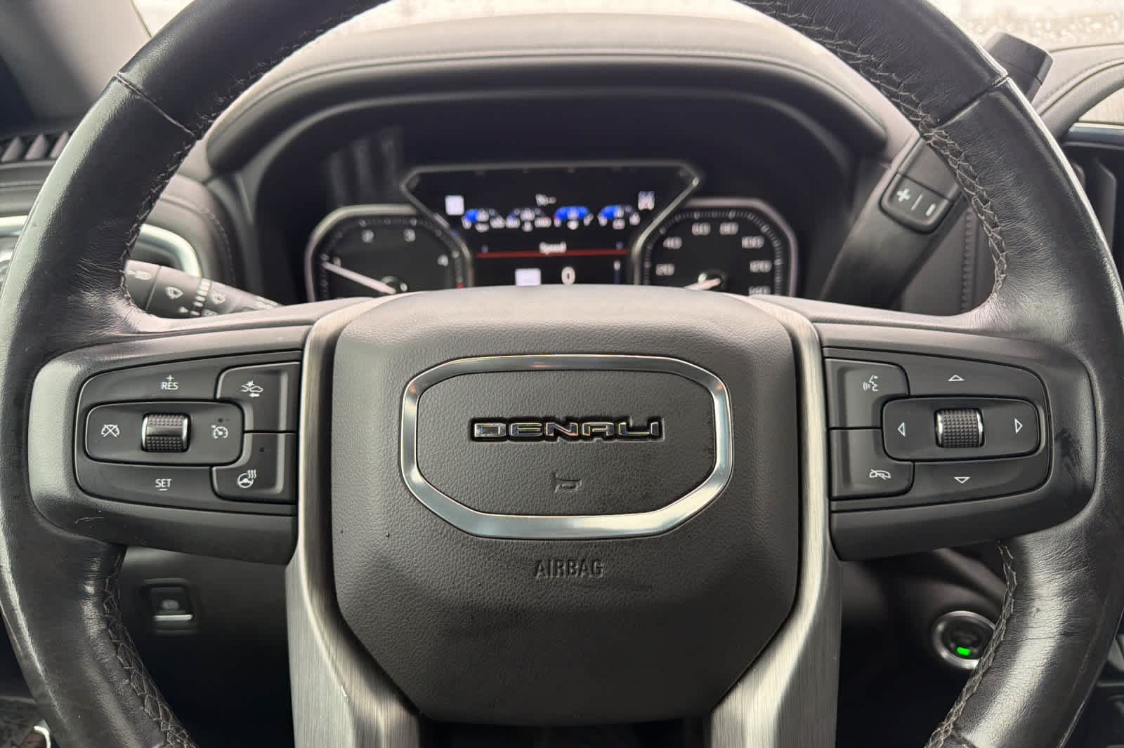 Thumbnail: 2020 GMC Sierra 2500 - 21