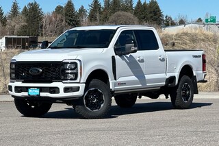 2025 Ford F-350 F-350 Lariat Truck Crew Cab