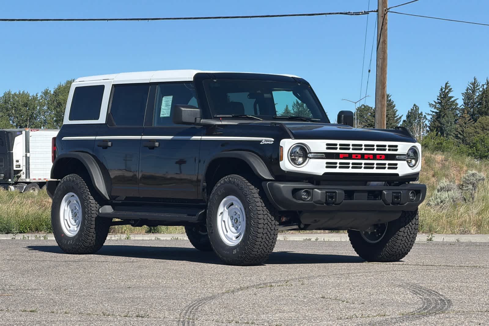 Thumbnail: 2026 Ford Bronco - 9