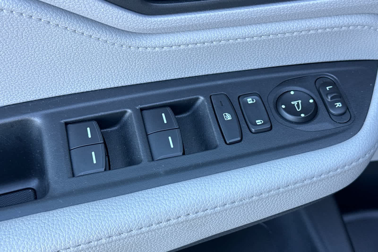 Thumbnail: 2019 Honda Odyssey - 13