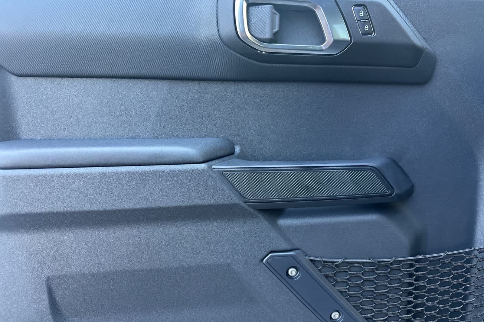 Thumbnail: 2025 Ford Bronco - 12