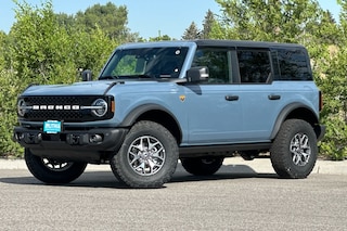 2025 Ford Bronco Badlands SUV