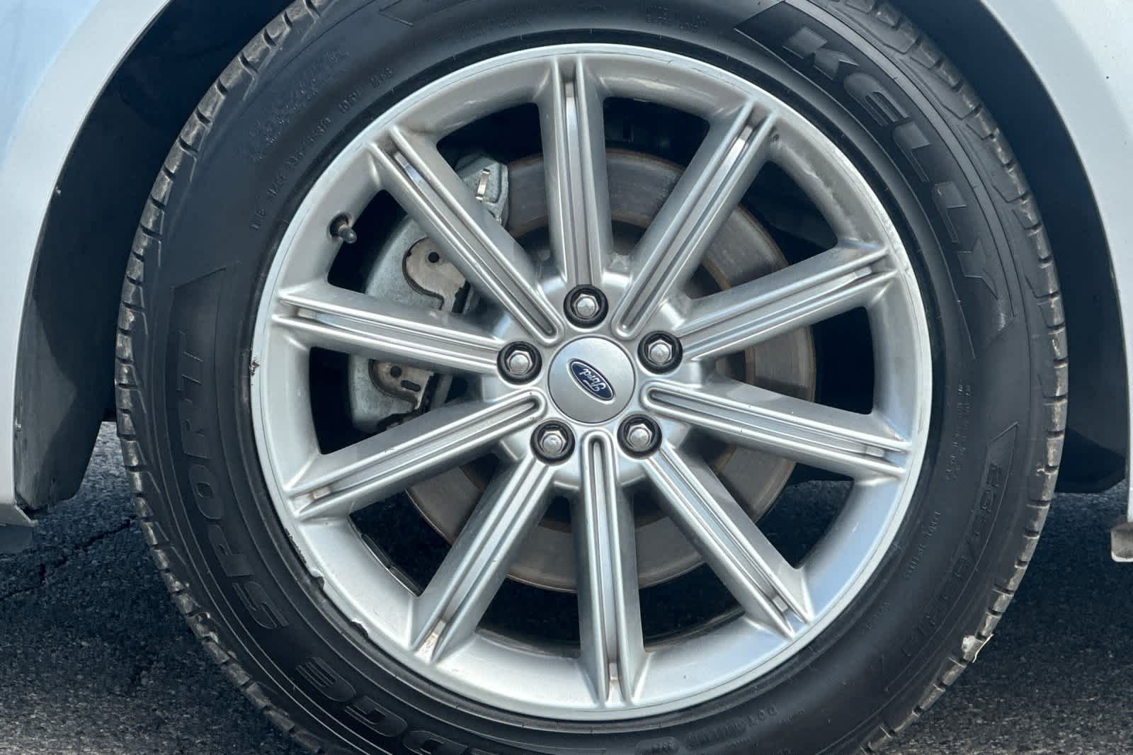 Thumbnail: 2019 Ford Flex - 28