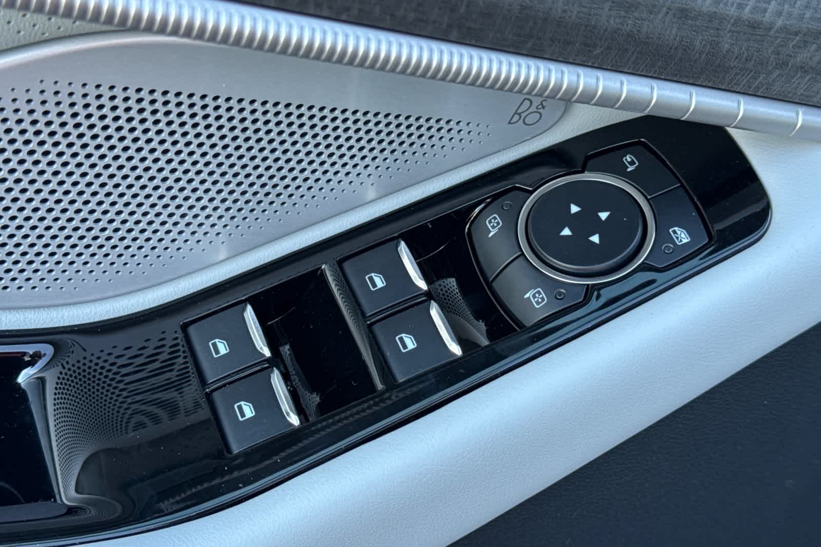 Thumbnail: 2026 Ford Explorer - 13