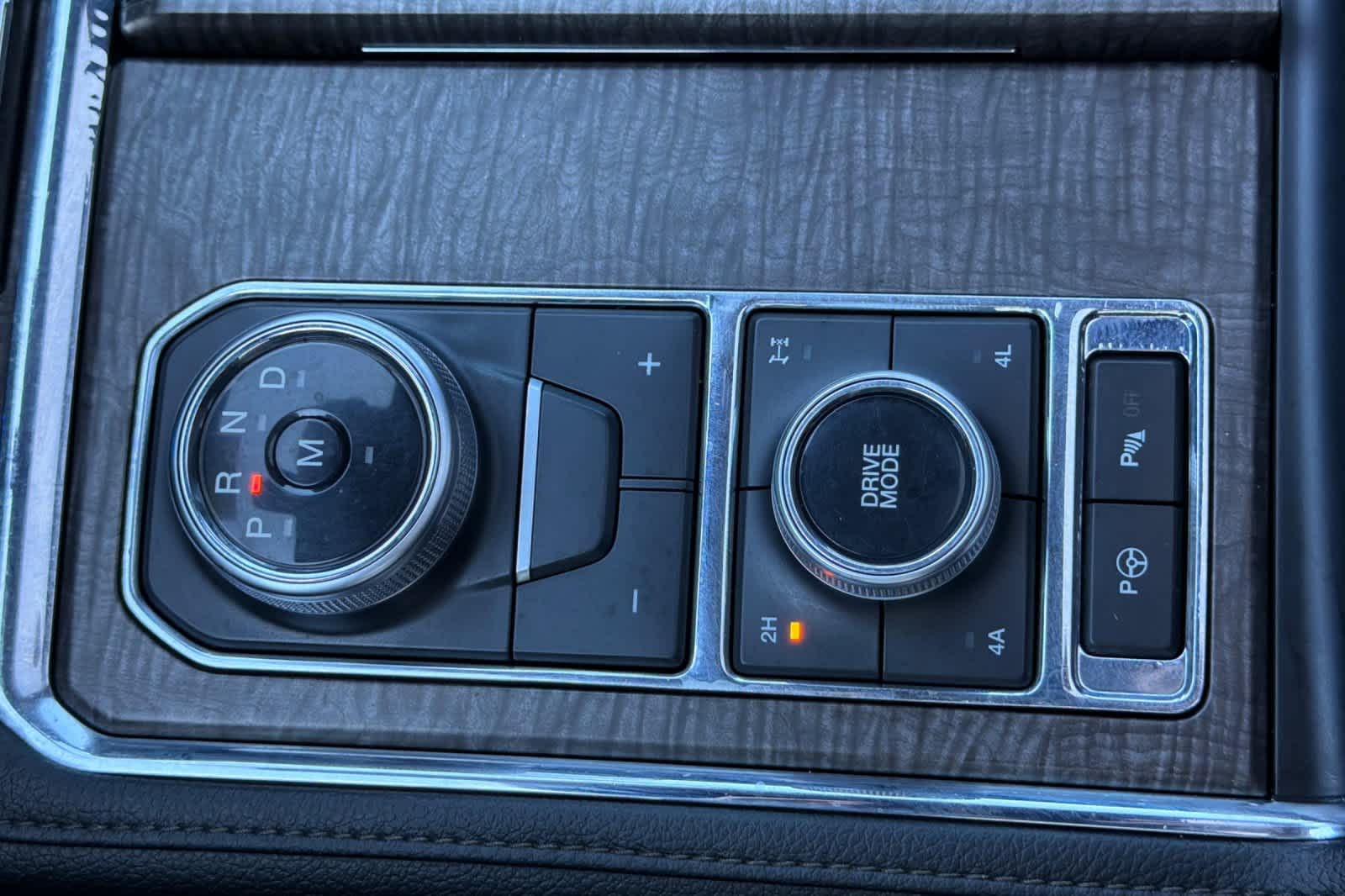 Thumbnail: 2020 Ford Expedition MAX - 24