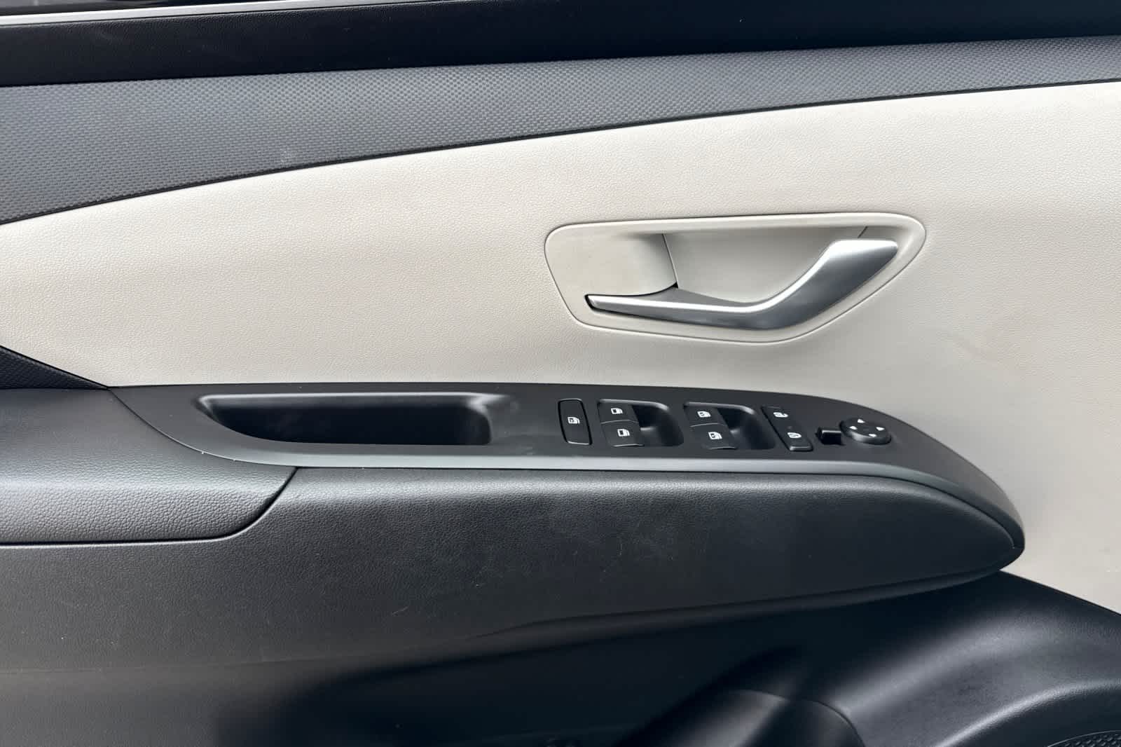 Thumbnail: 2024 Hyundai Tucson - 12