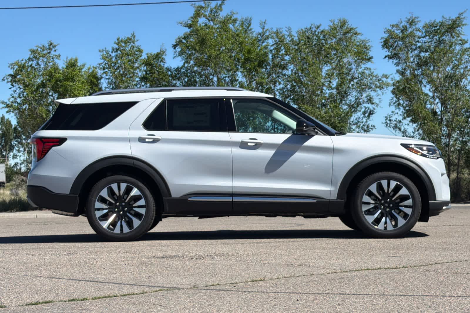 Thumbnail: 2026 Ford Explorer - 8