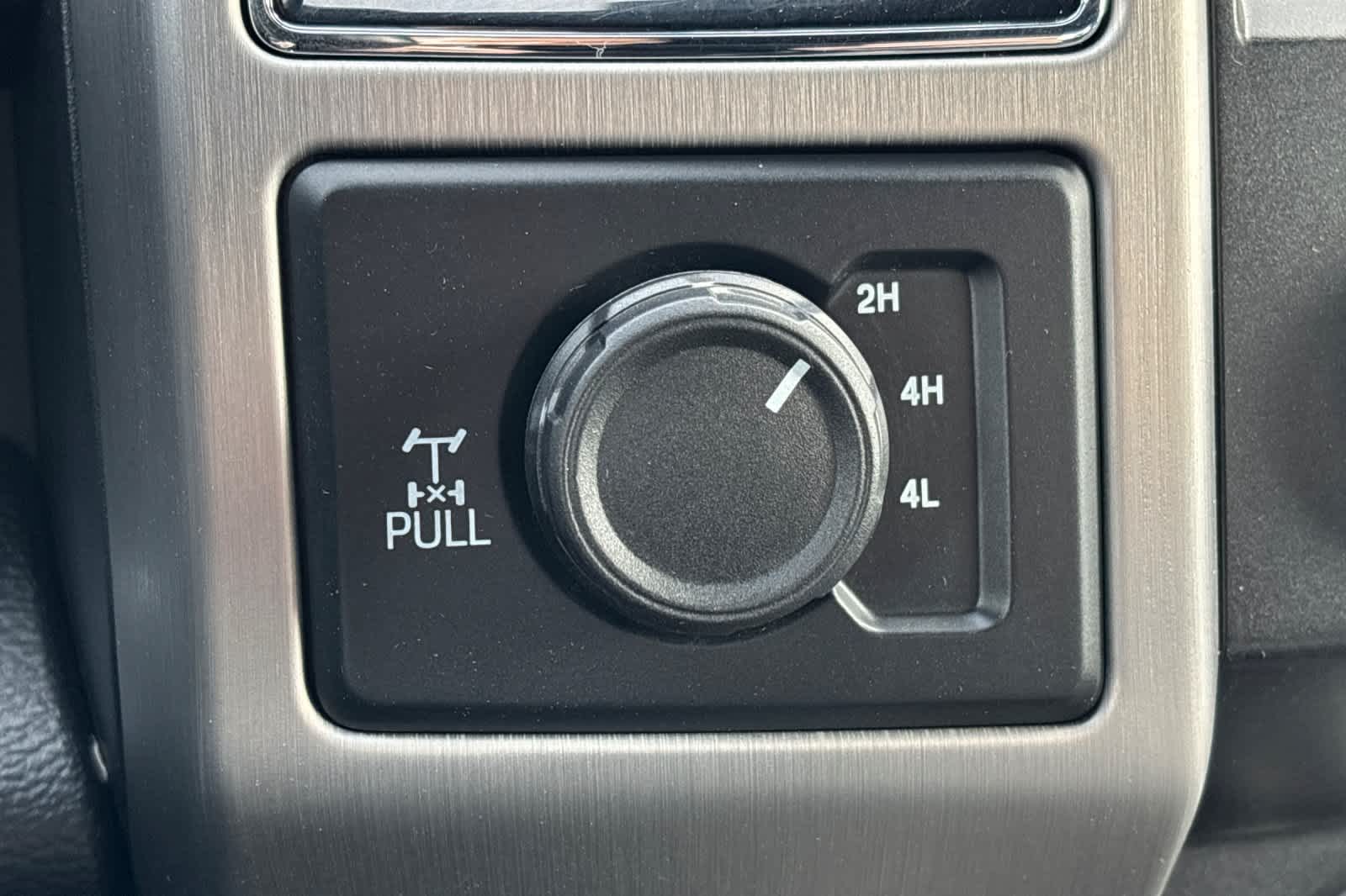 Thumbnail: 2021 Ford F-350 - 28