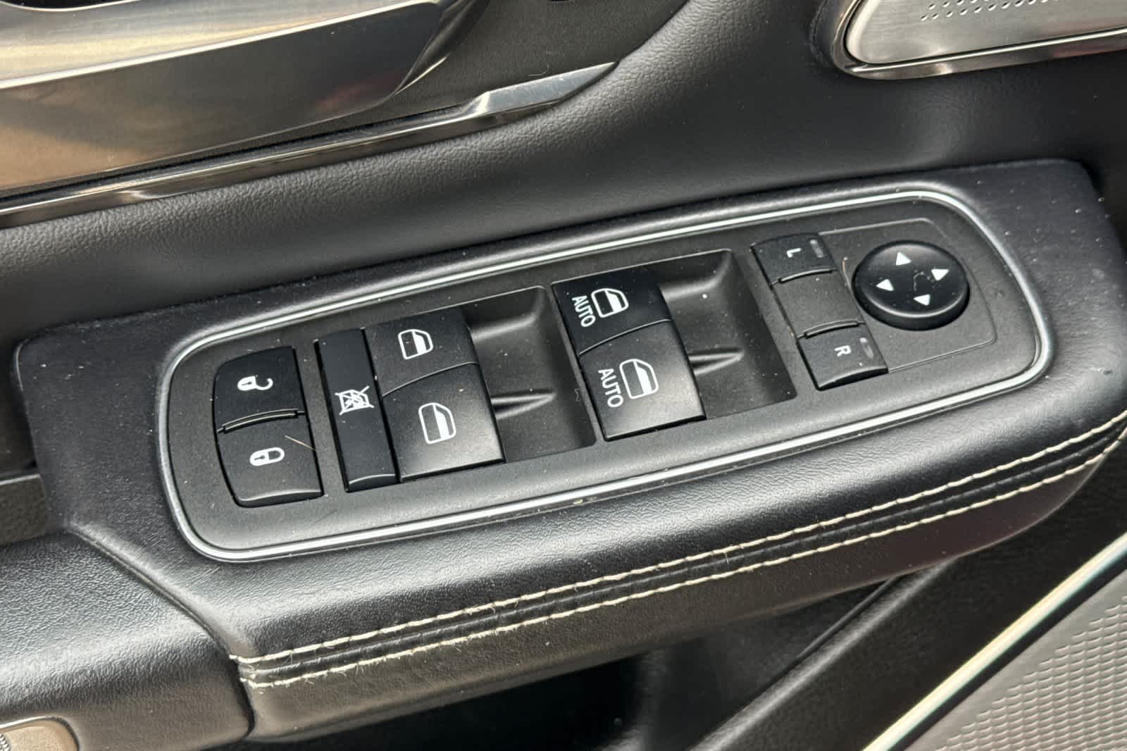 Thumbnail: 2019 RAM 1500 - 13