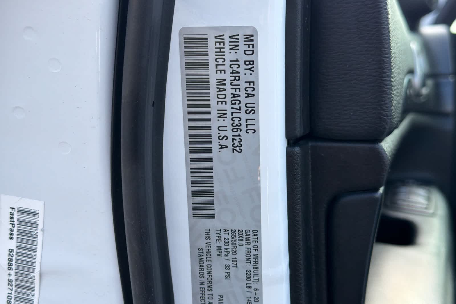 Thumbnail: 2020 Jeep Grand Cherokee - 29