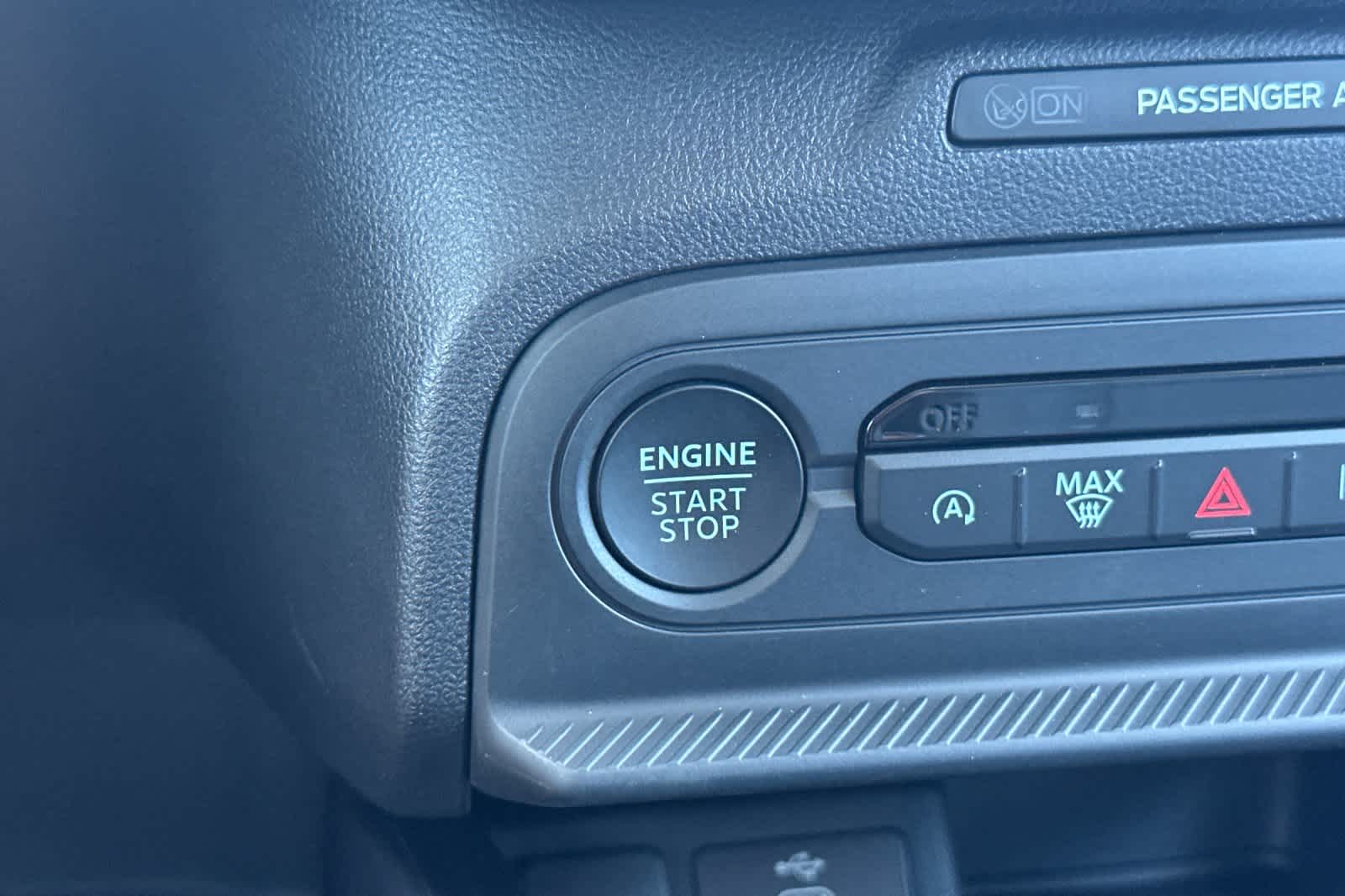 Thumbnail: 2025 Ford Bronco Sport - 23