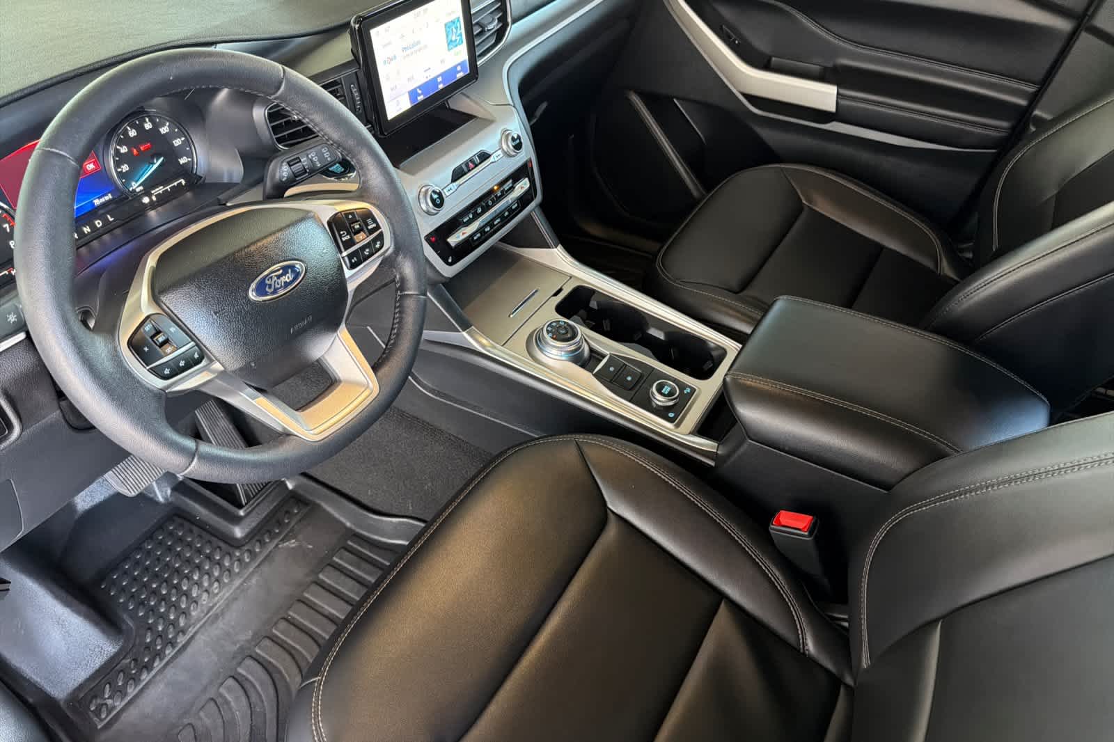 Thumbnail: 2023 Ford Explorer - 10