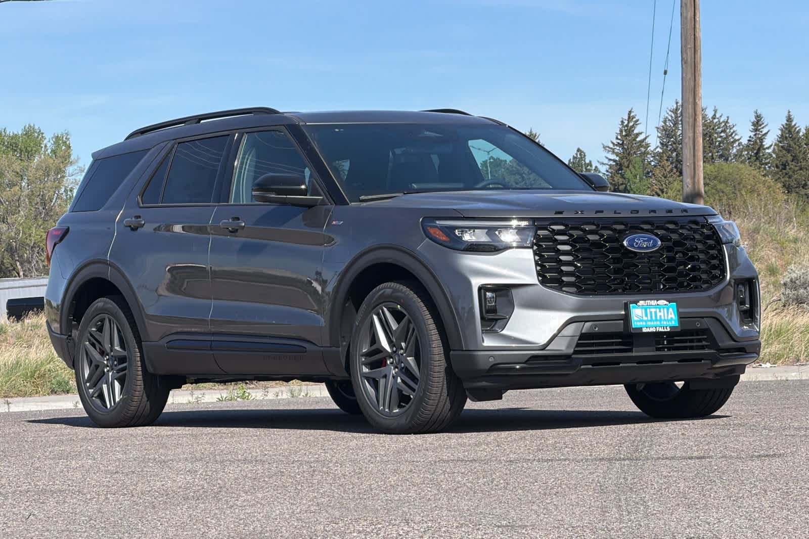 Thumbnail: 2026 Ford Explorer - 9