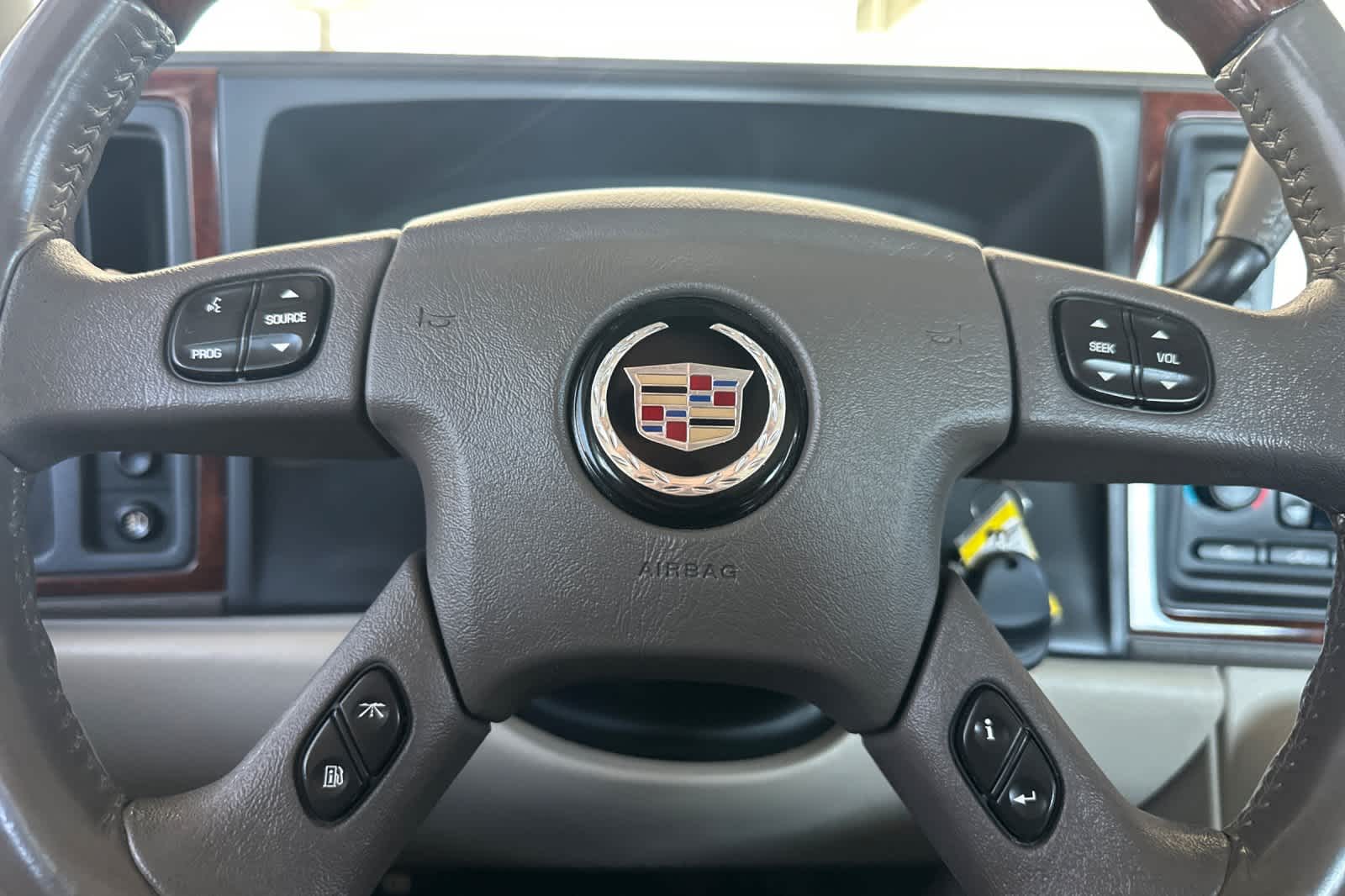 Thumbnail: 2005 Cadillac Escalade - 20